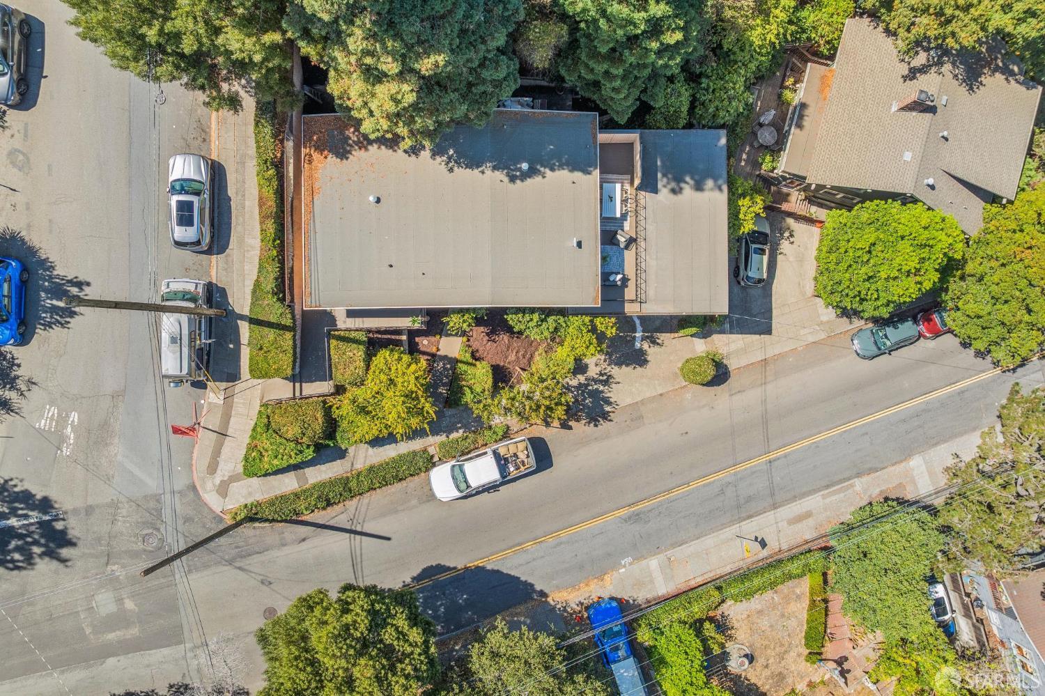 241 Monte Vista Avenue