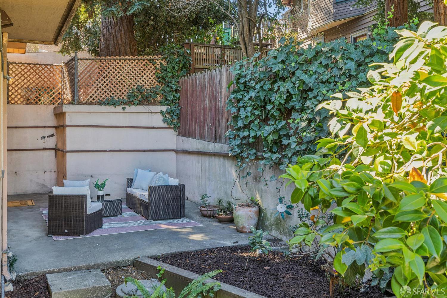 241 Monte Vista Avenue