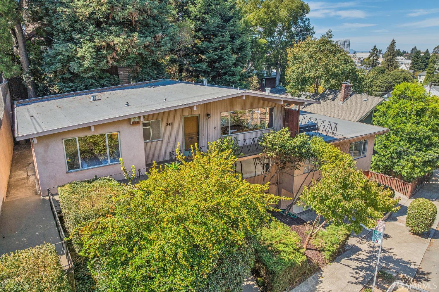 241 Monte Vista Avenue