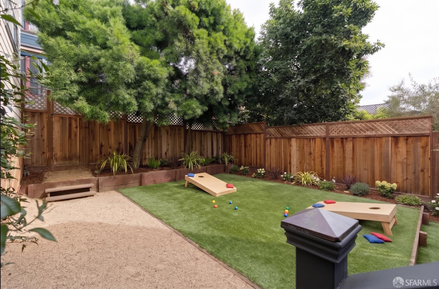 346 Duncan Street