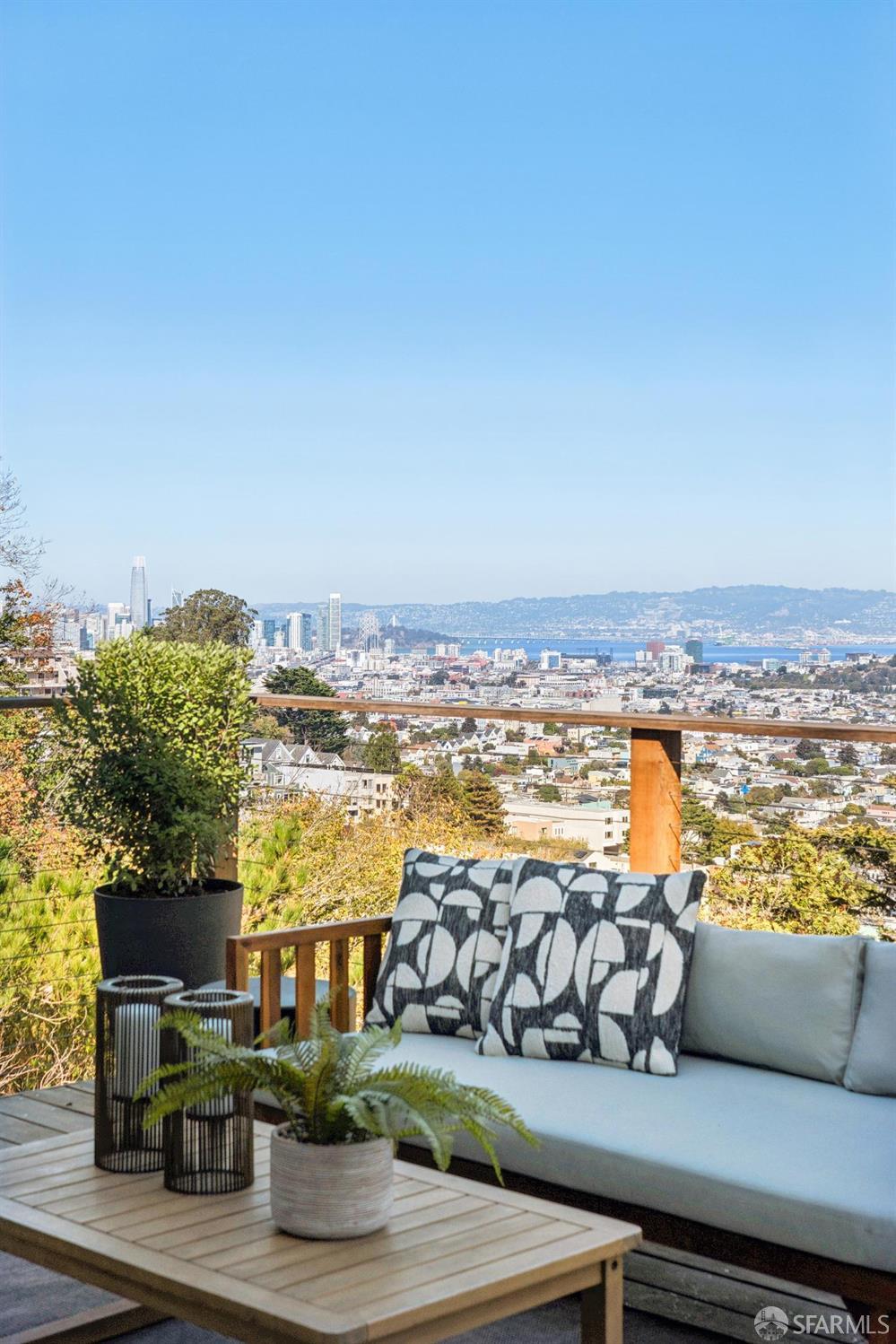1911 Diamond Street