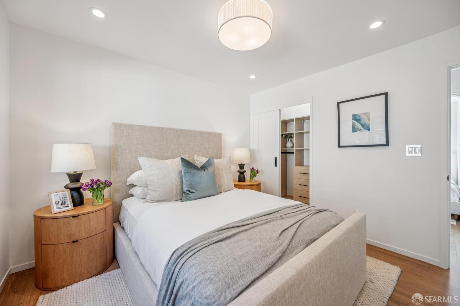 136 Los Palmos Drive