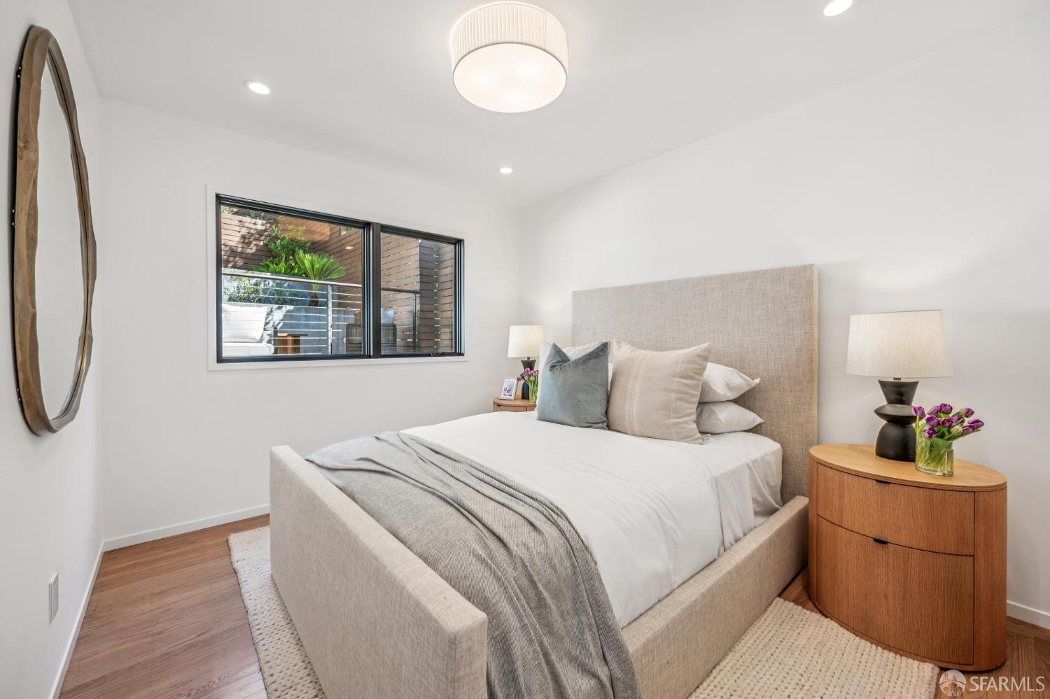 136 Los Palmos Drive