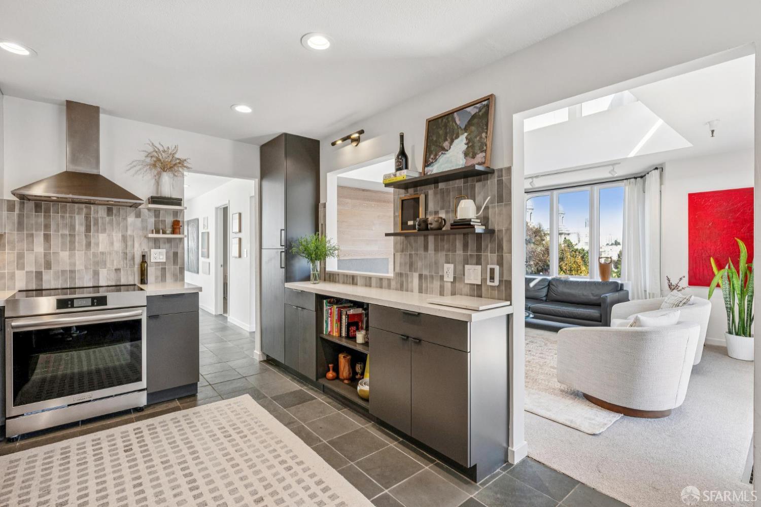1901 Eddy Street # 3