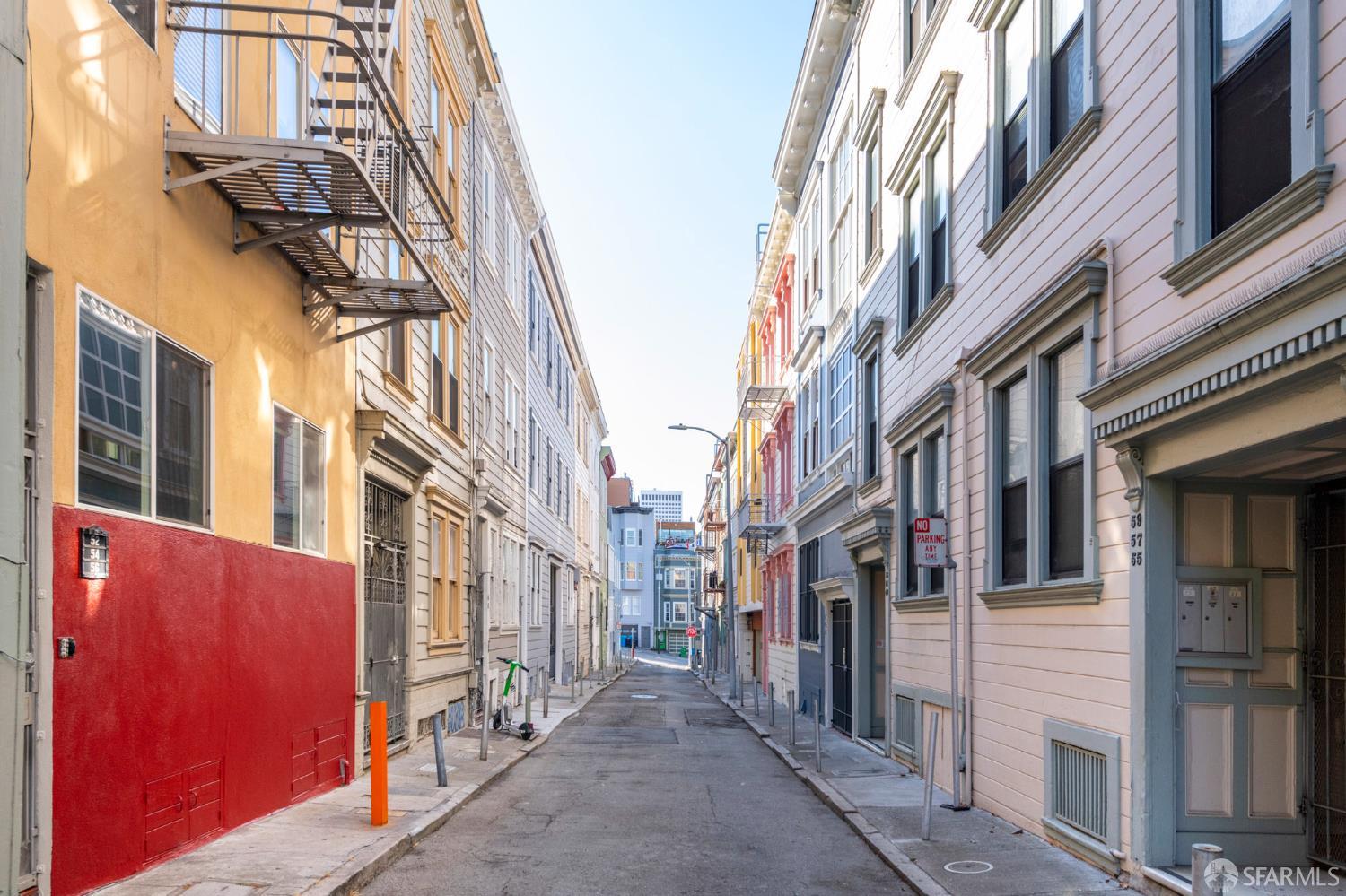 52-56 Varennes Street