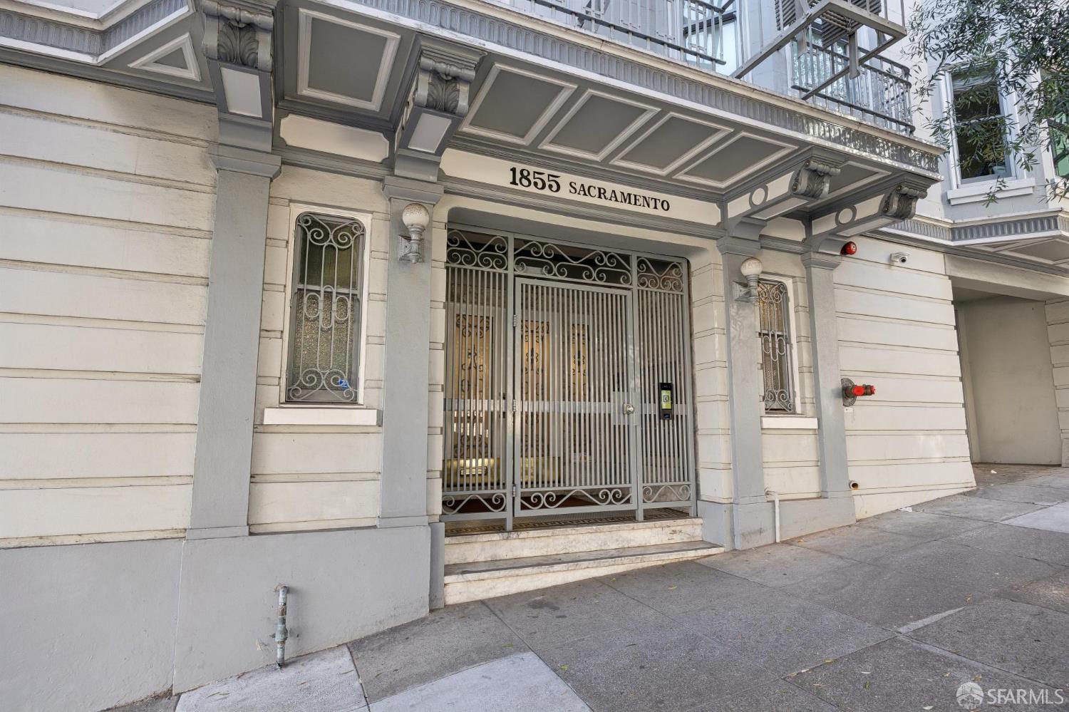 1855 Sacramento Street # 5