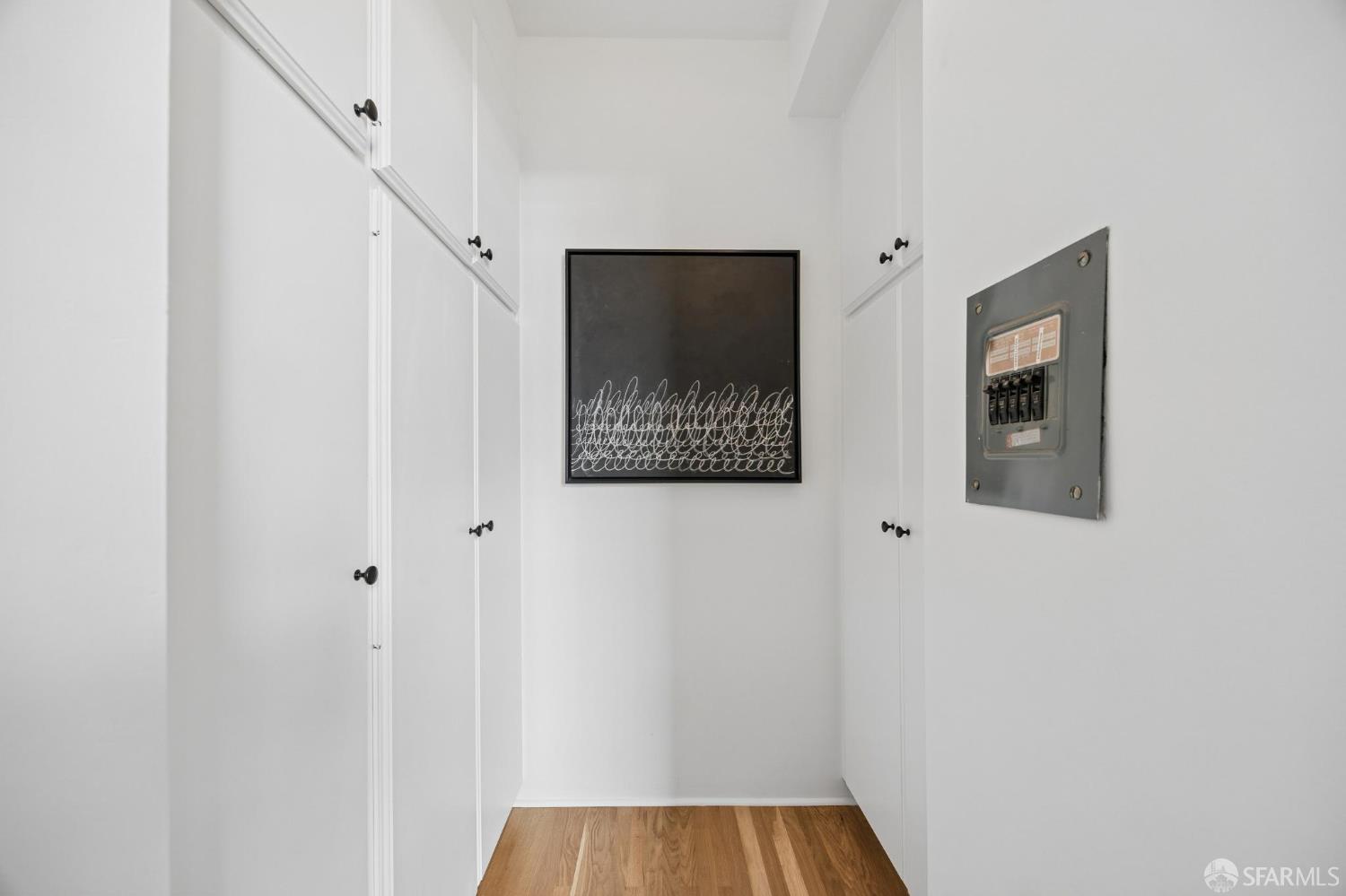 1855 Sacramento Street # 5