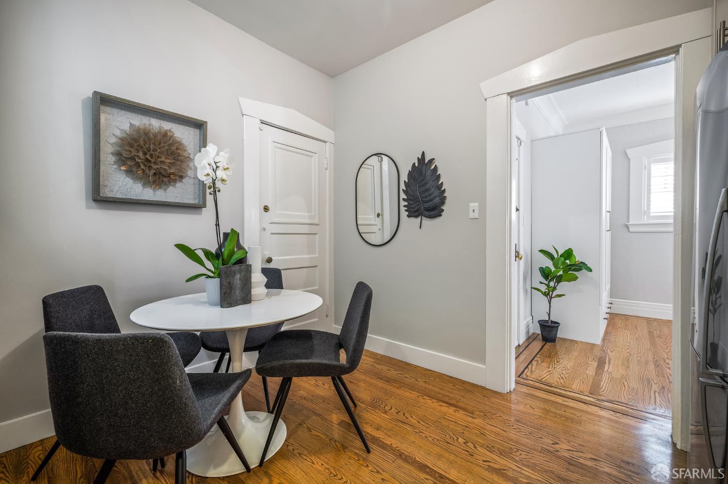 1200 Castro Street # 1