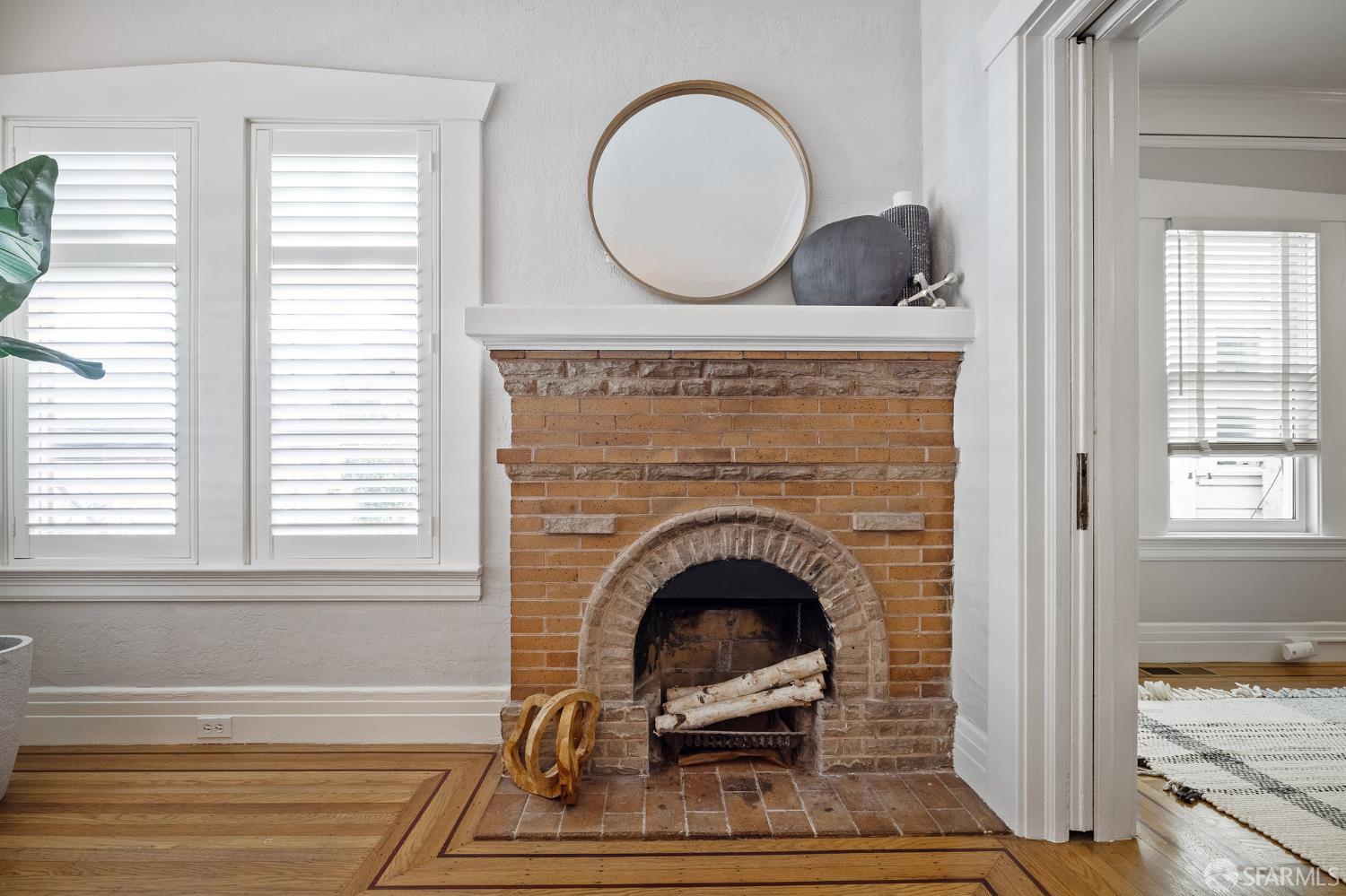 1200 Castro Street # 1