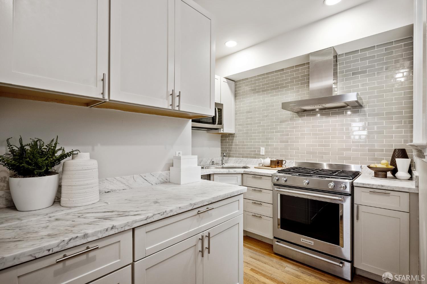 1200 Castro Street # 1