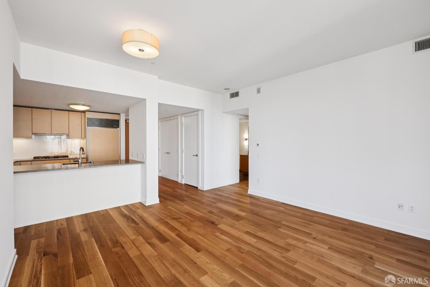 301 Mission Street # 25E