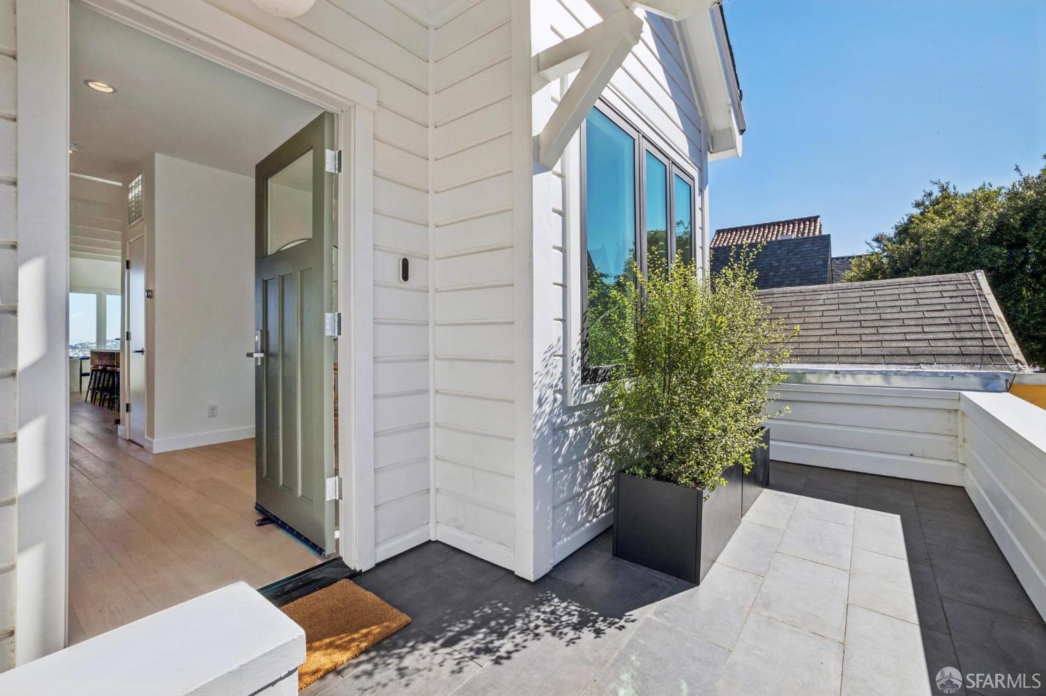 3643 Folsom Street