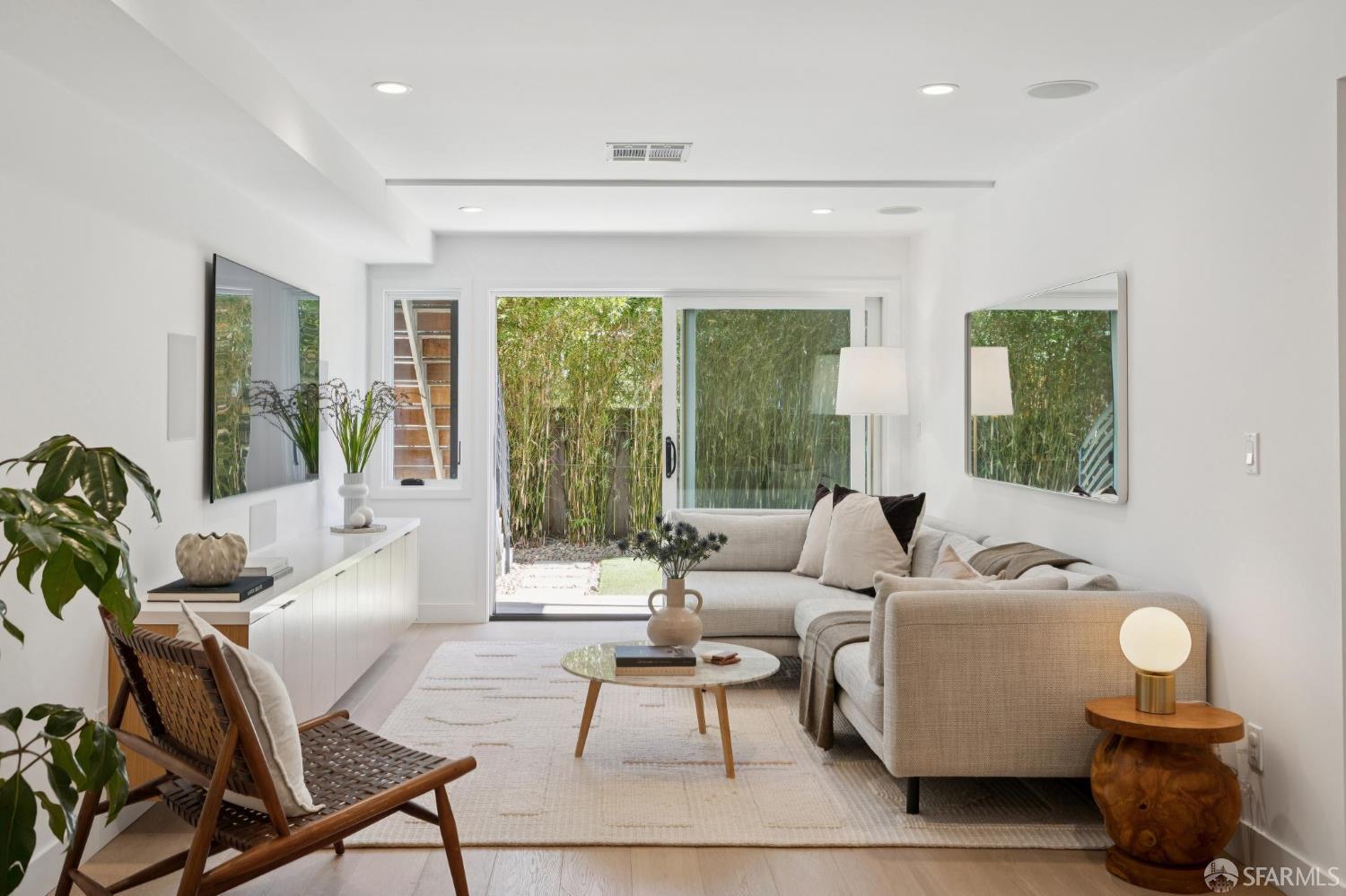 3643 Folsom Street