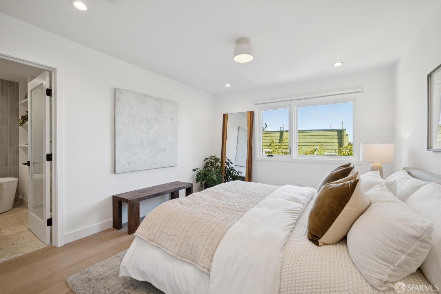 3643 Folsom Street