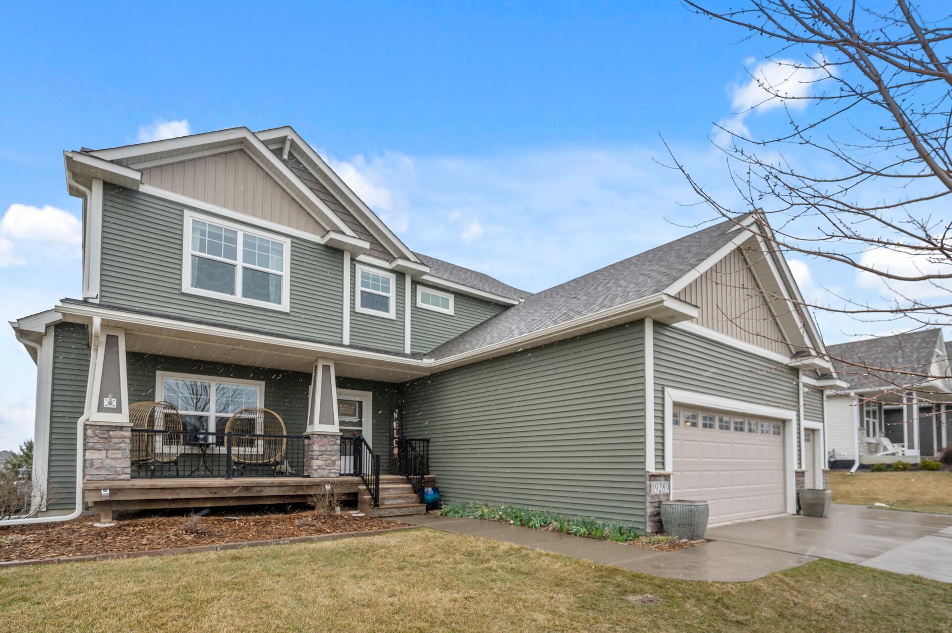 19289 Hilldale Avenue