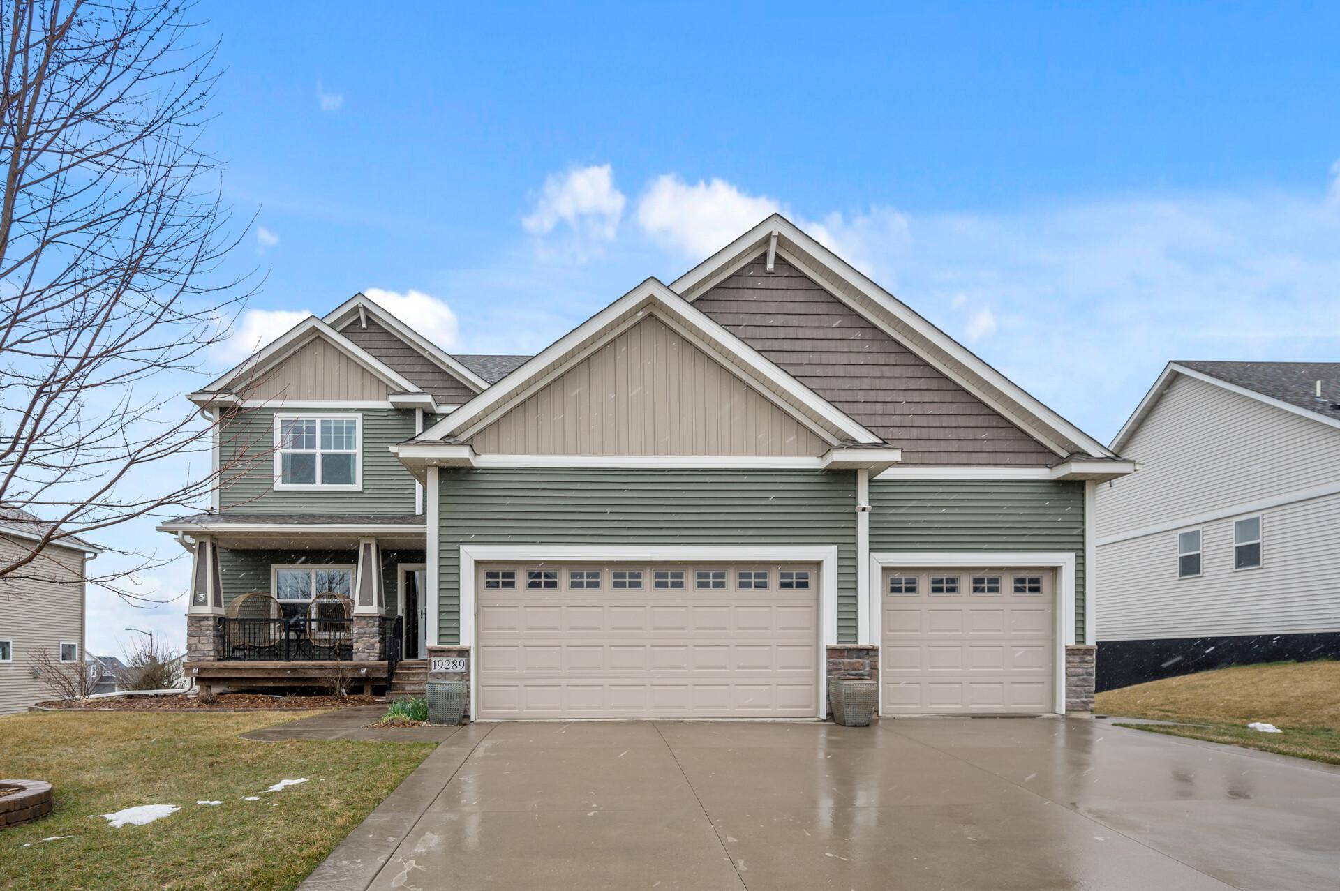 19289 Hilldale Avenue