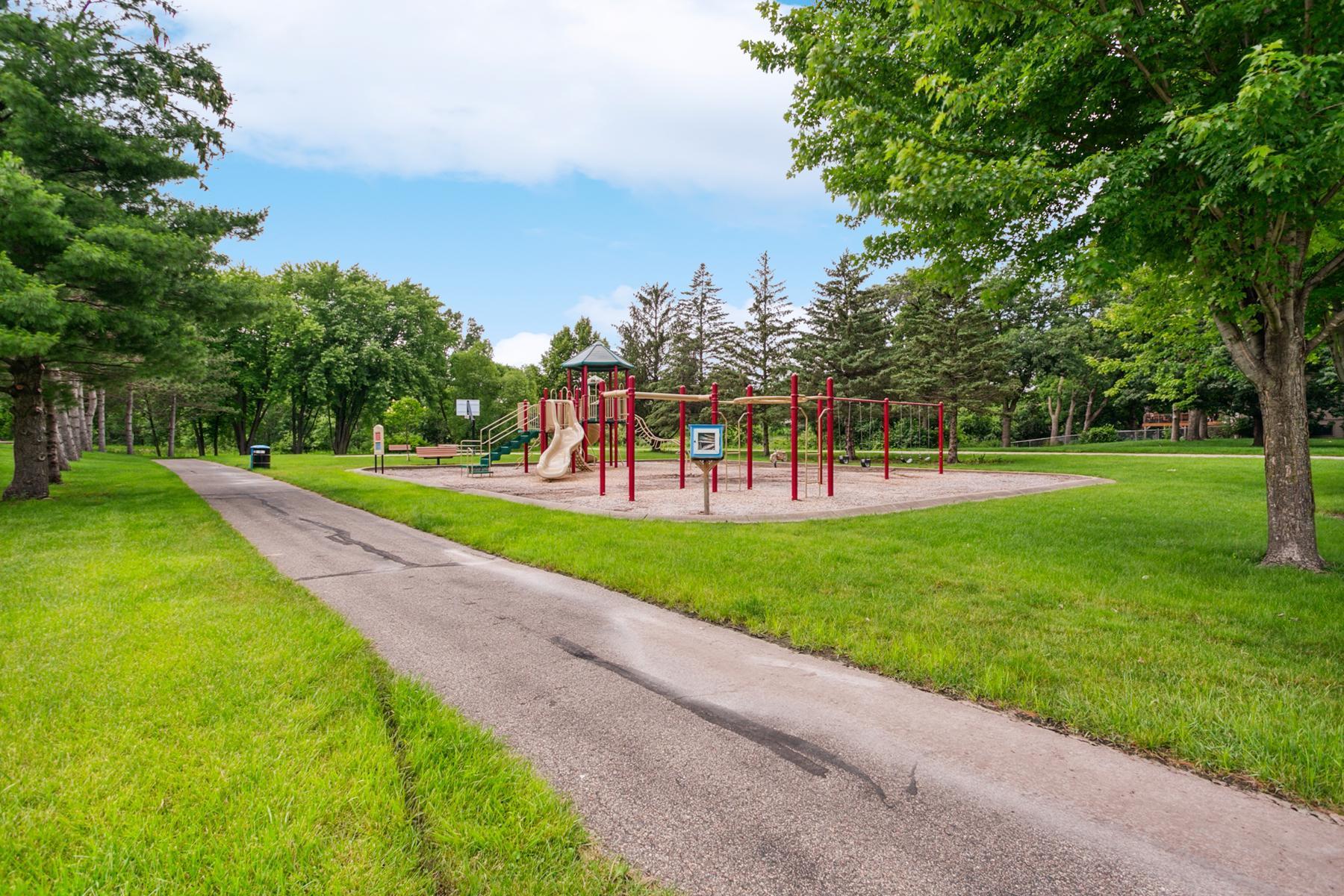 18900 Orchard Trail