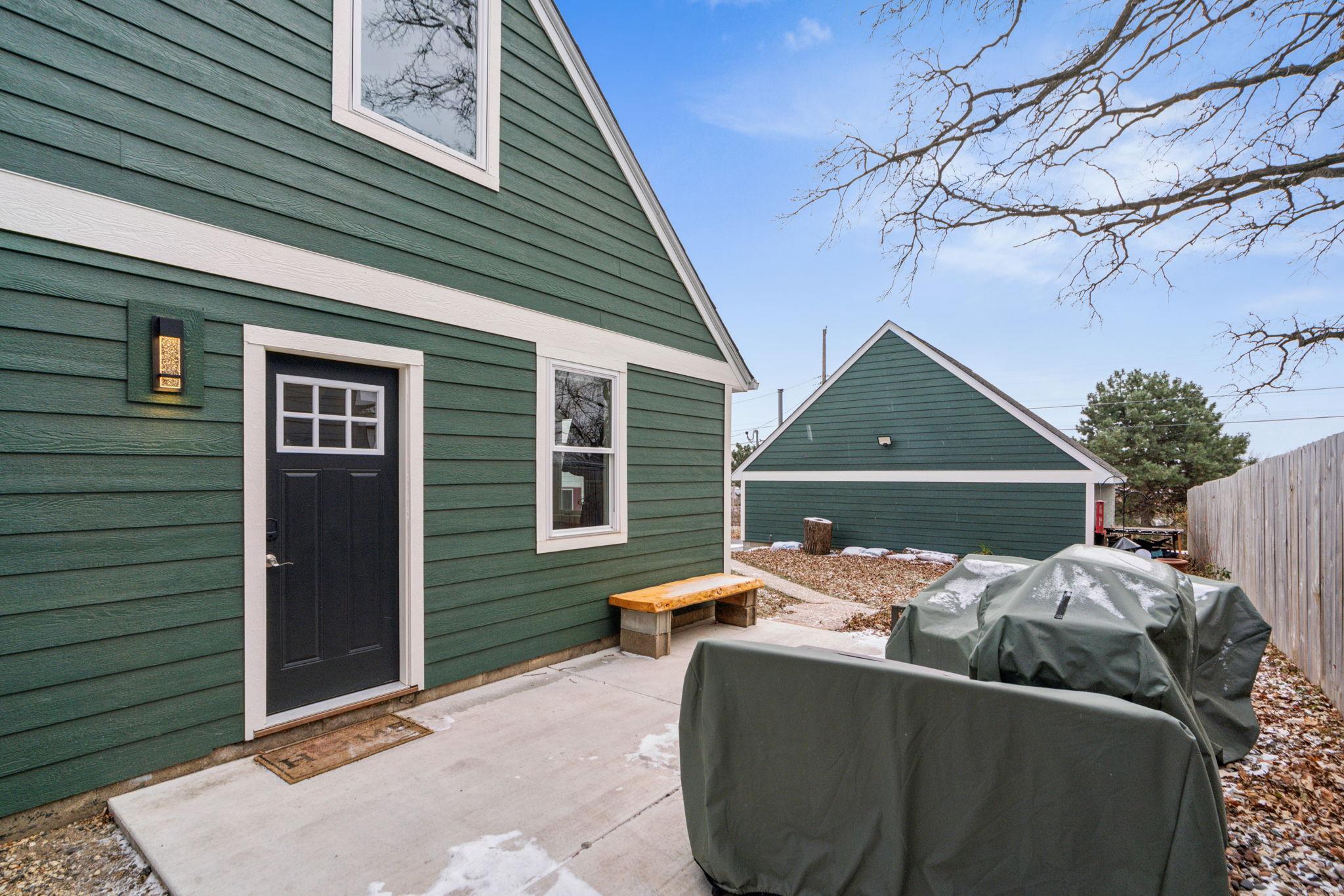 7505 Edgebrook Drive