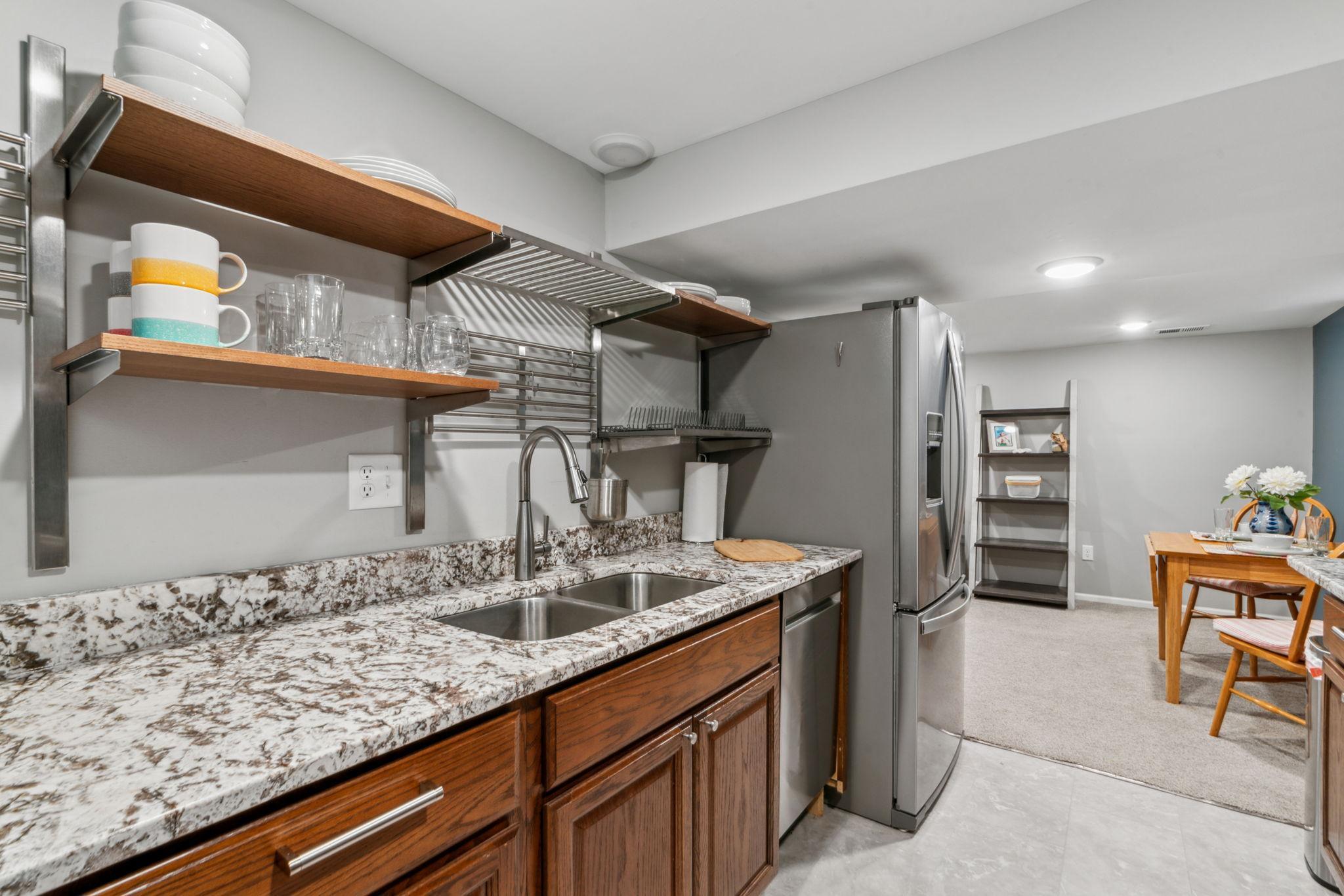 7505 Edgebrook Drive