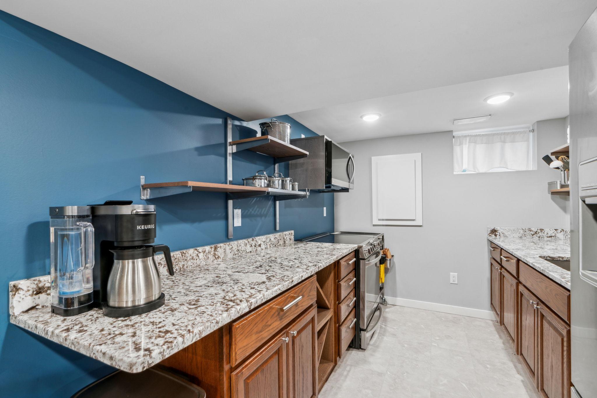 7505 Edgebrook Drive
