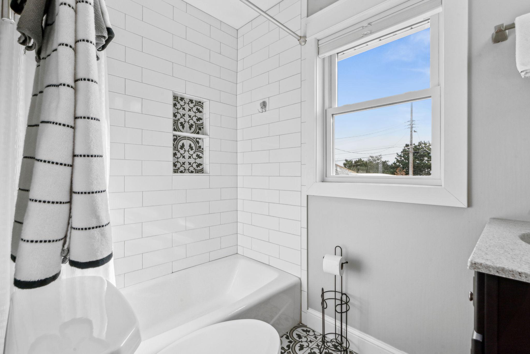 7505 Edgebrook Drive