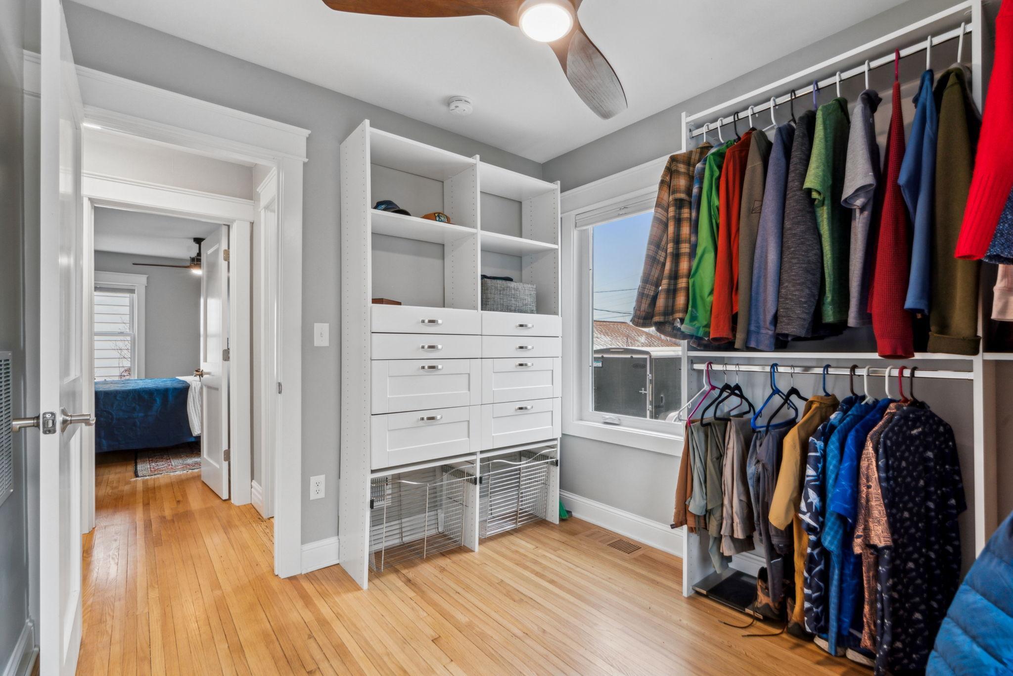 7505 Edgebrook Drive