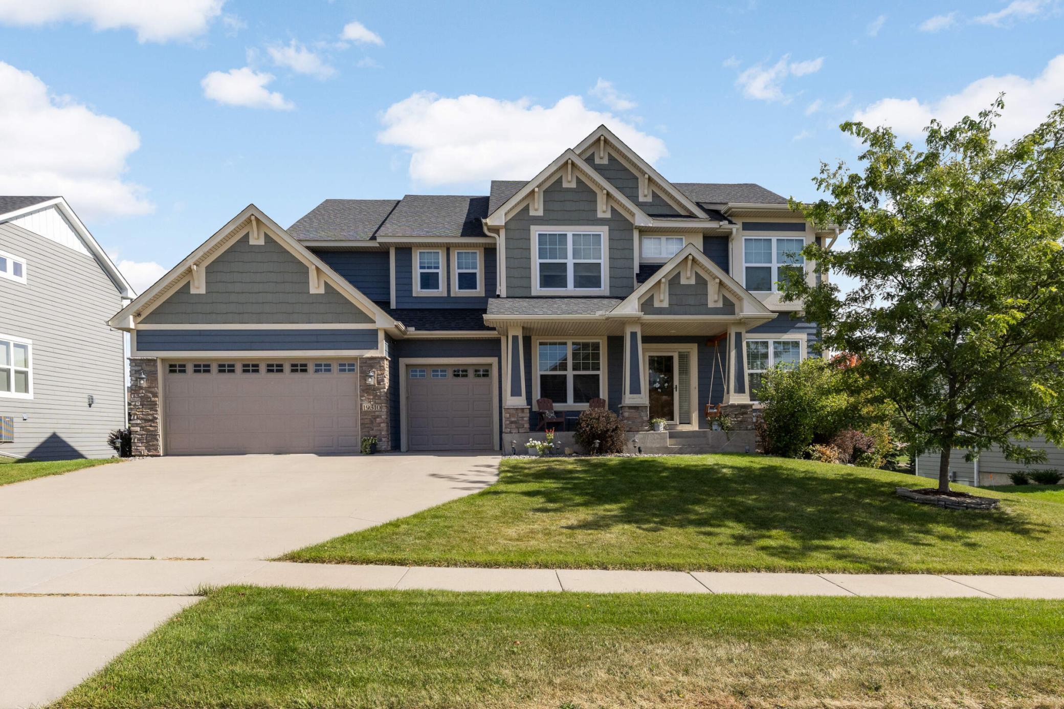 19310 Huntington Avenue