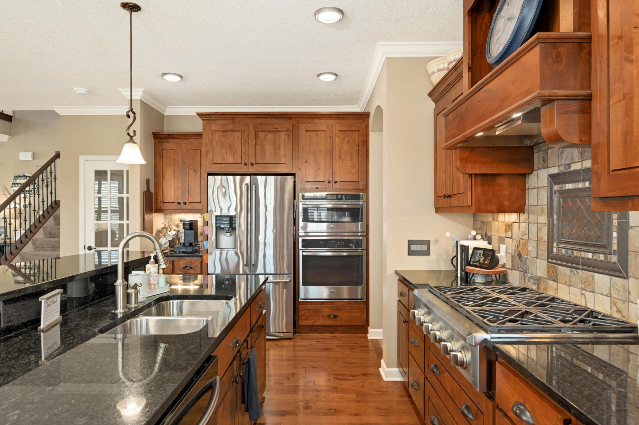 19310 Huntington Avenue