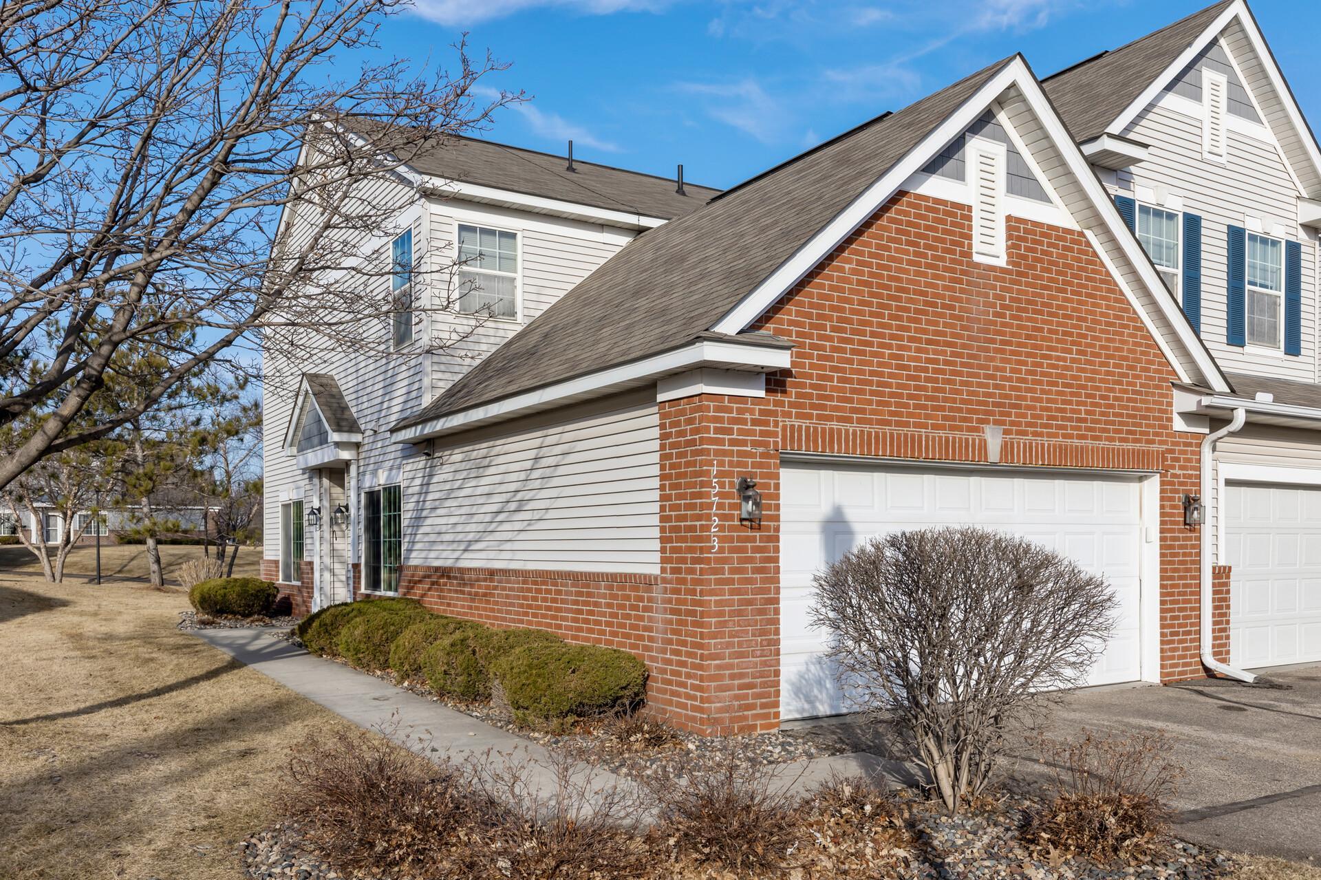 15723 France Way Unit: 1311
