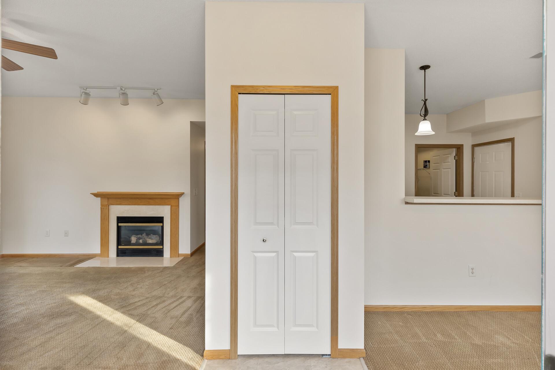 15723 France Way Unit: 1311