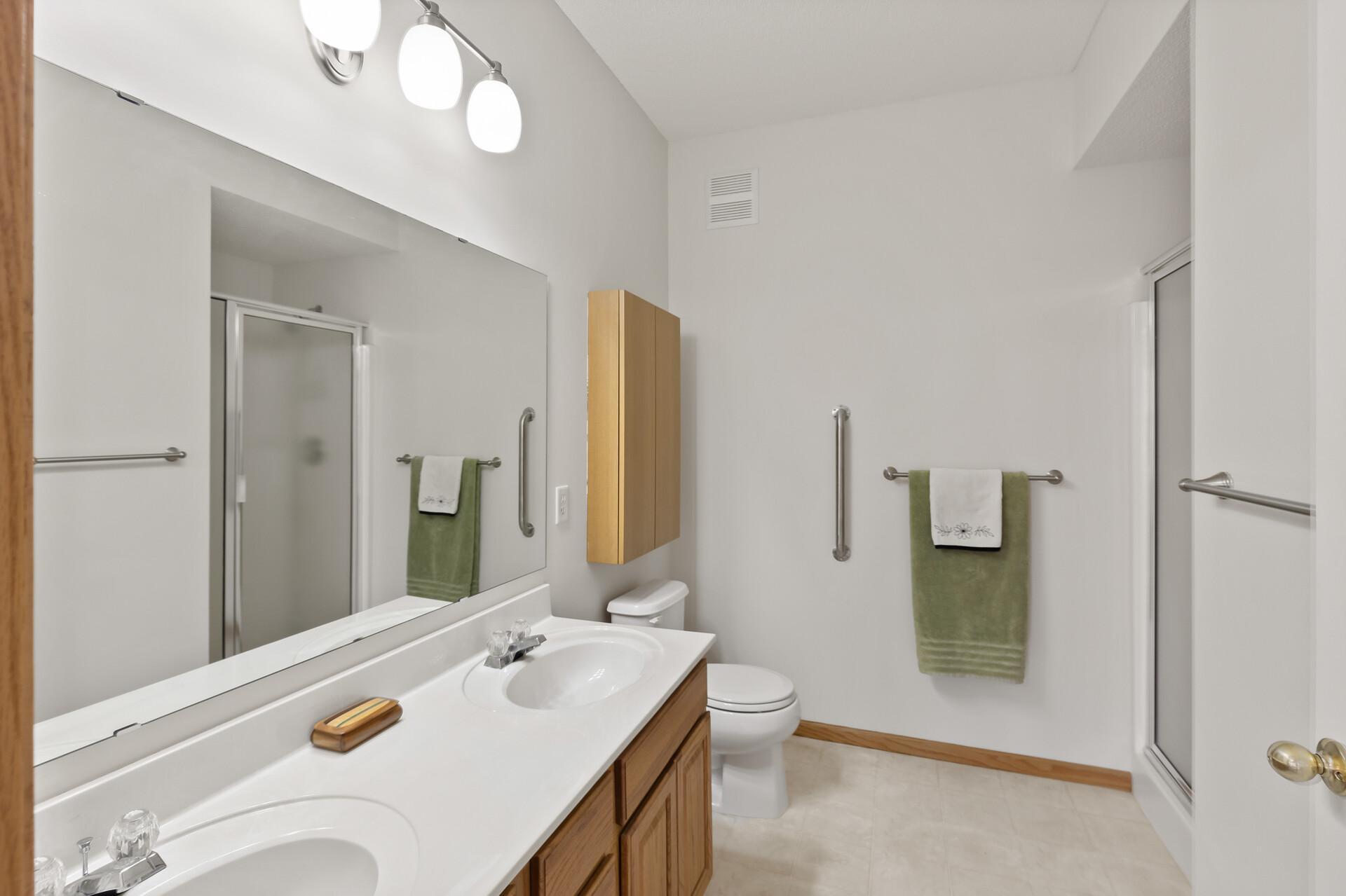 15723 France Way Unit: 1311
