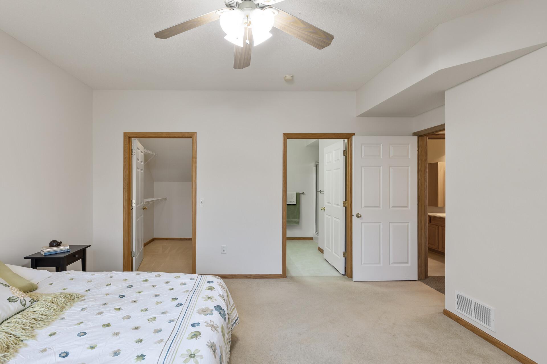 15723 France Way Unit: 1311