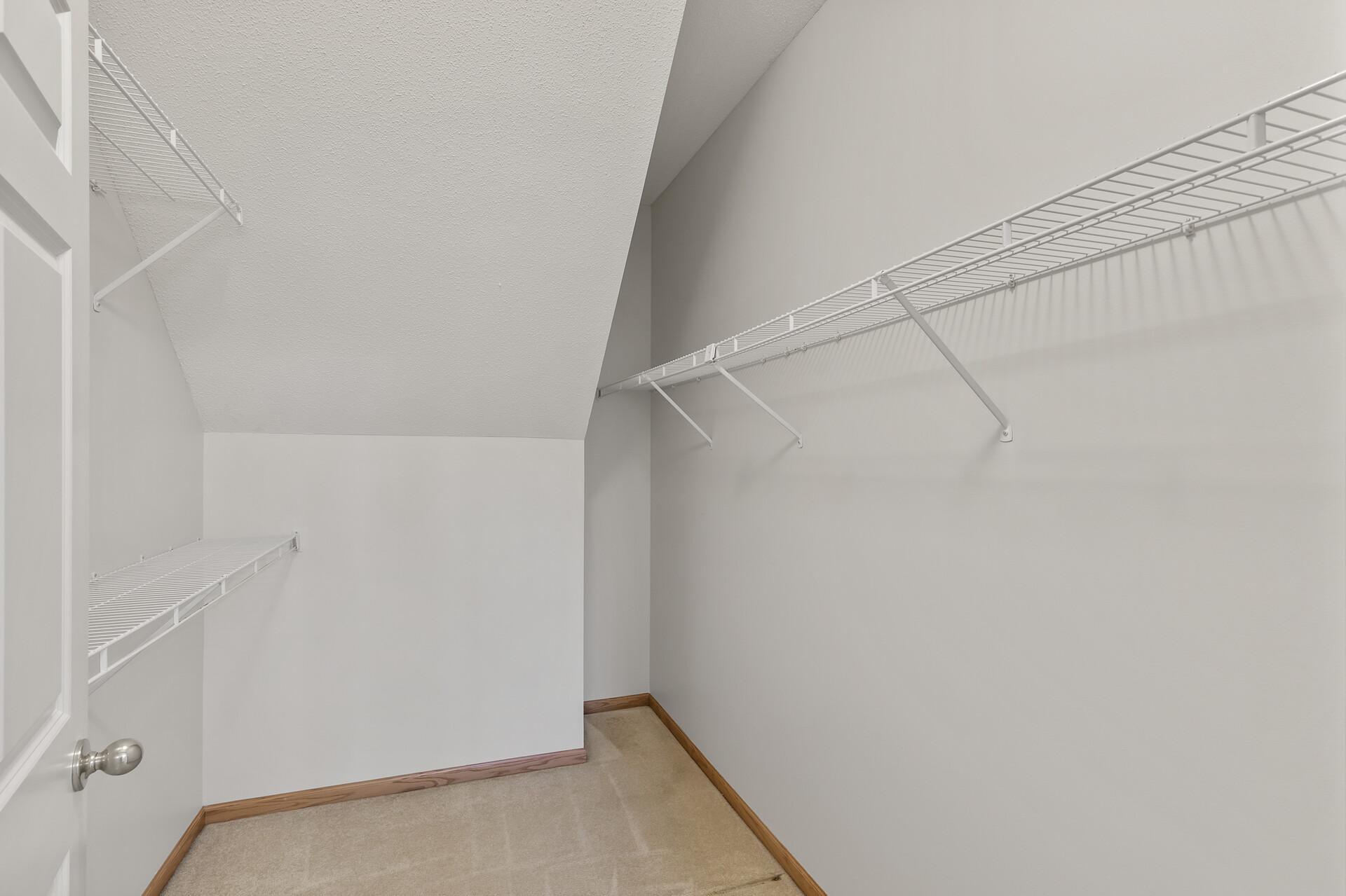 15723 France Way Unit: 1311