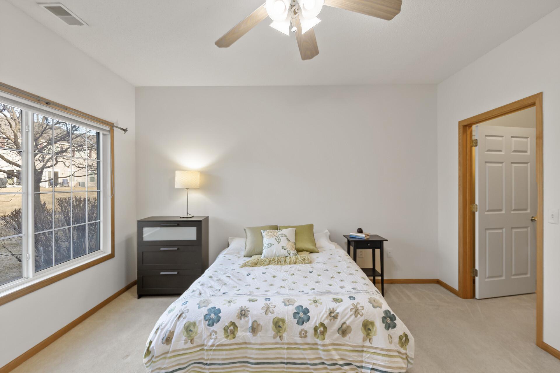 15723 France Way Unit: 1311