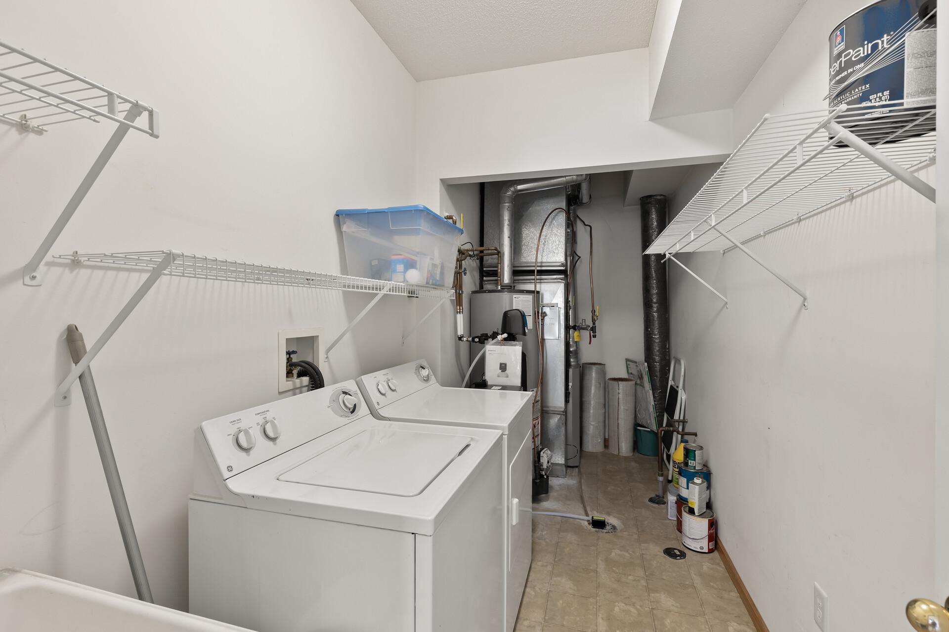 15723 France Way Unit: 1311