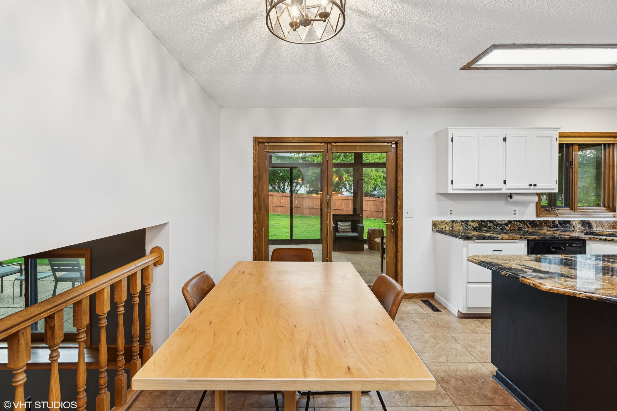 16571 Illinois Avenue