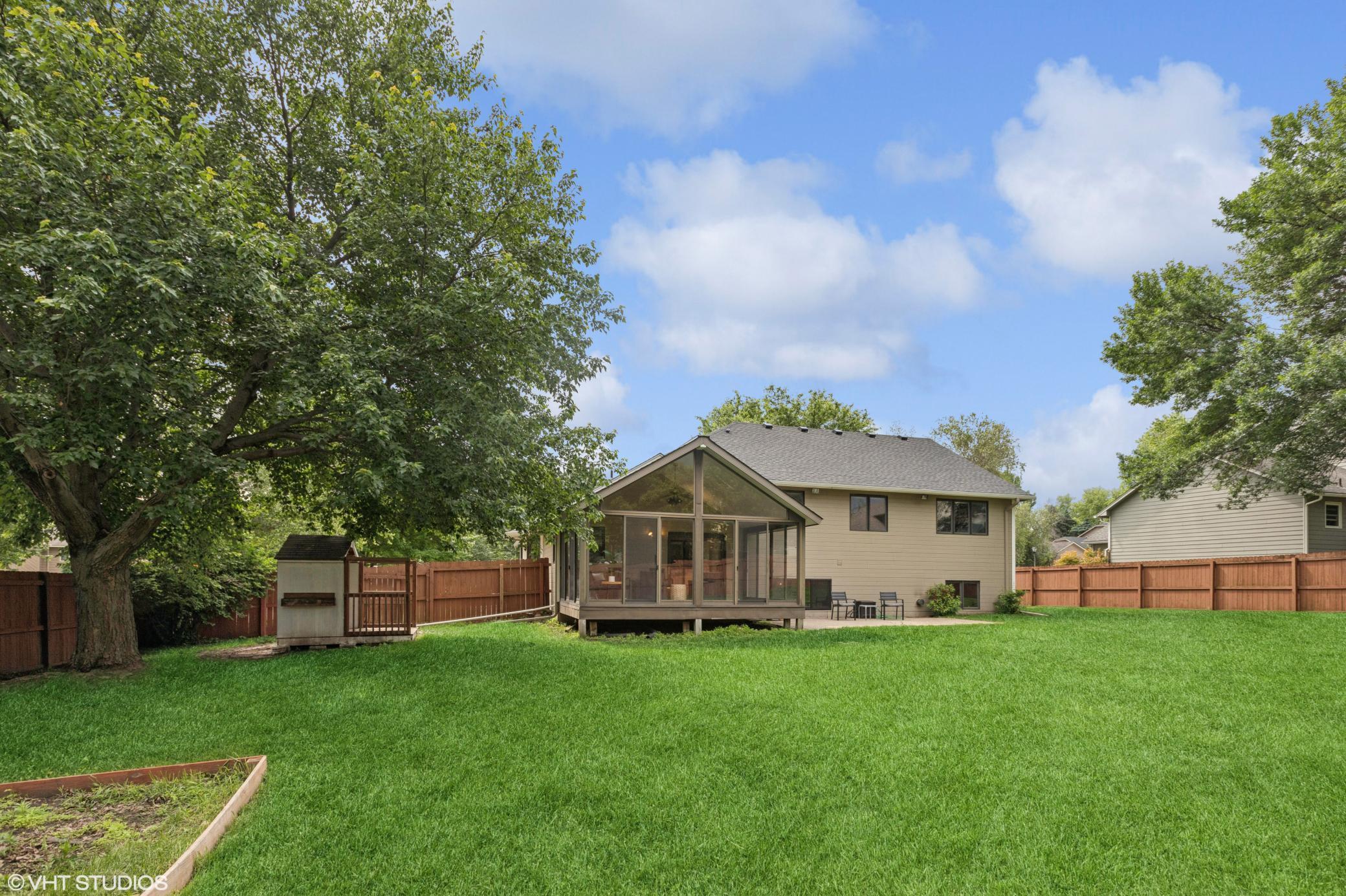 16571 Illinois Avenue