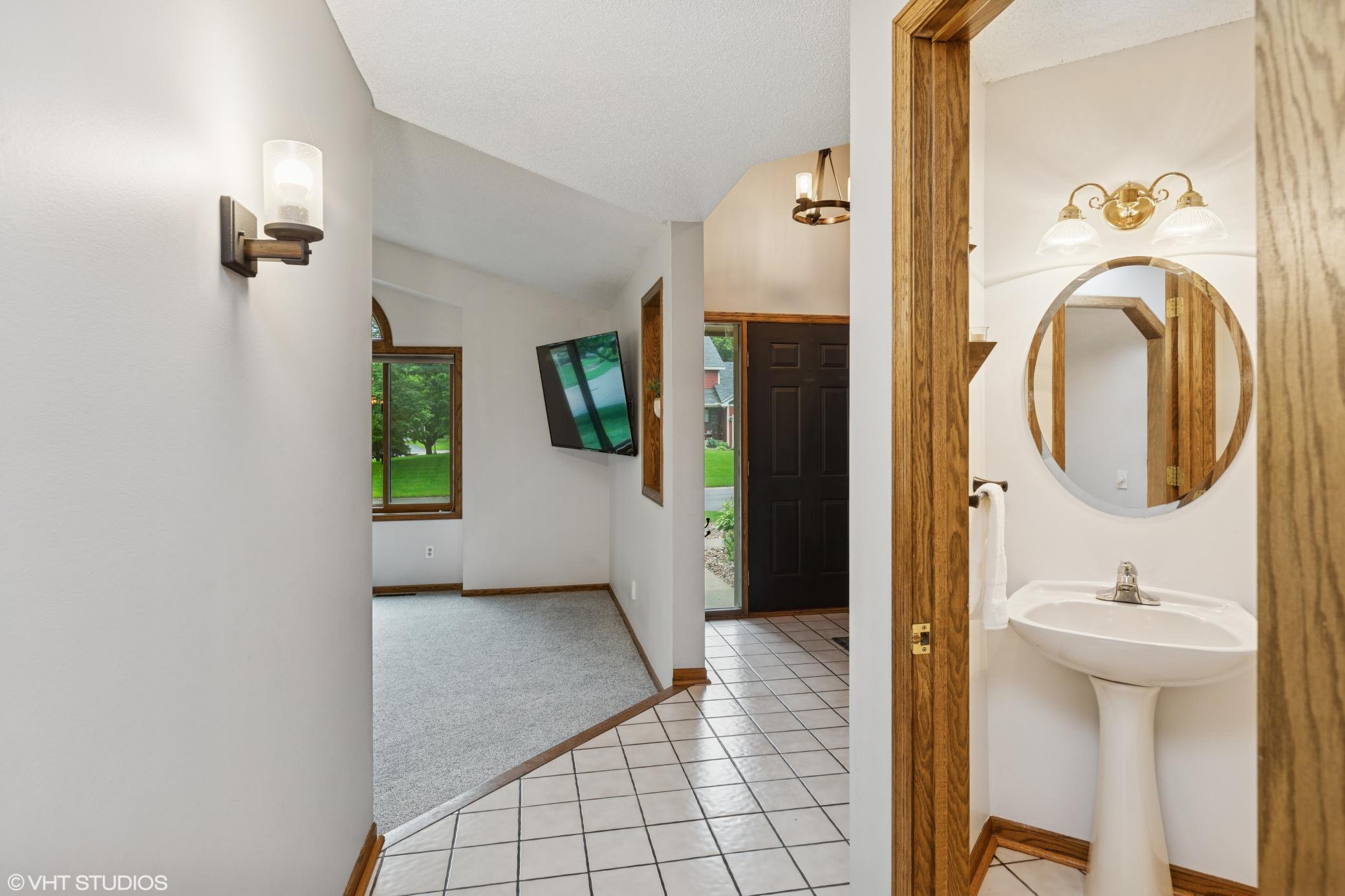 16571 Illinois Avenue