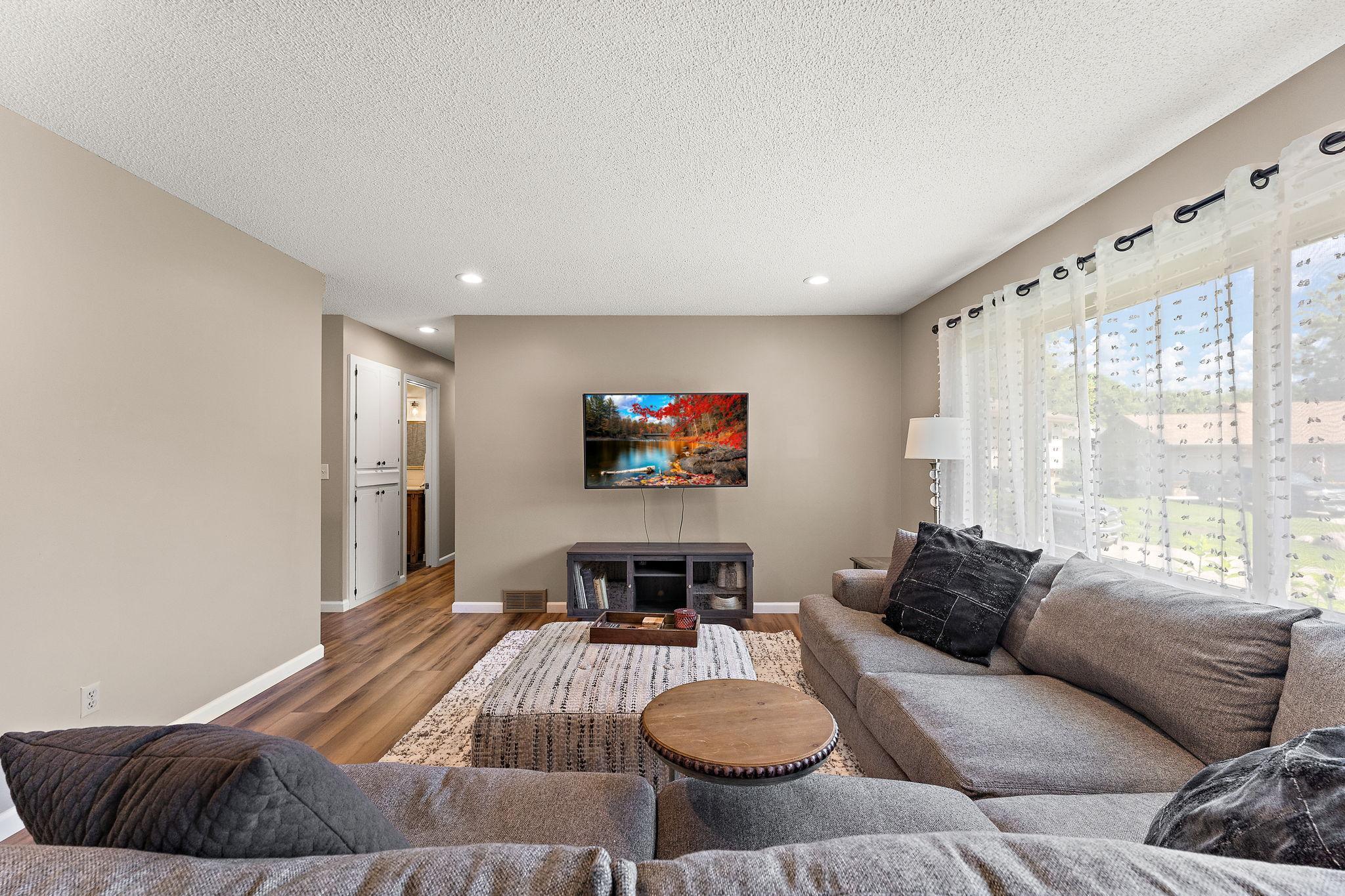 20395 Hughes Avenue W