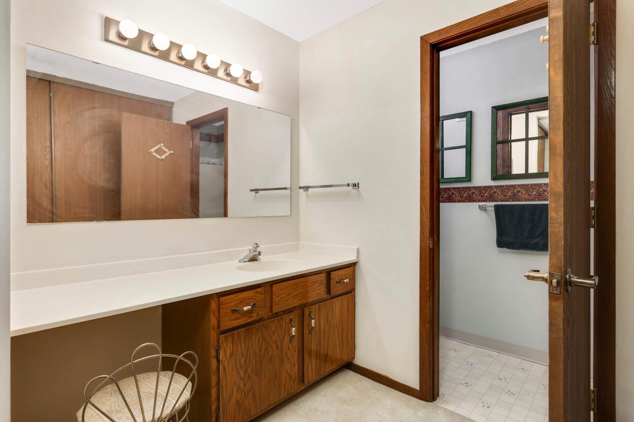 1887 Silver Bell Road Unit: 115