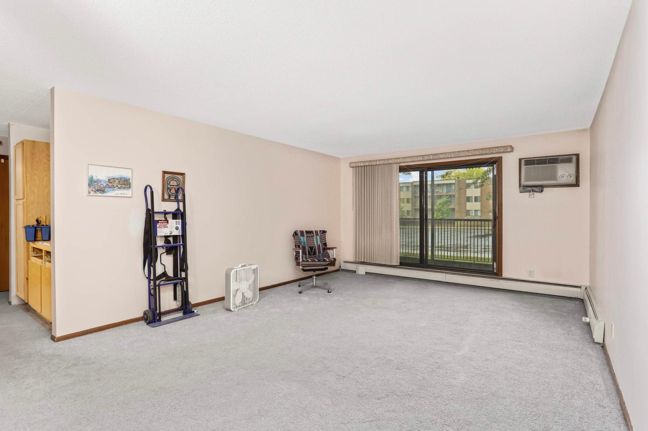 1887 Silver Bell Road Unit: 115