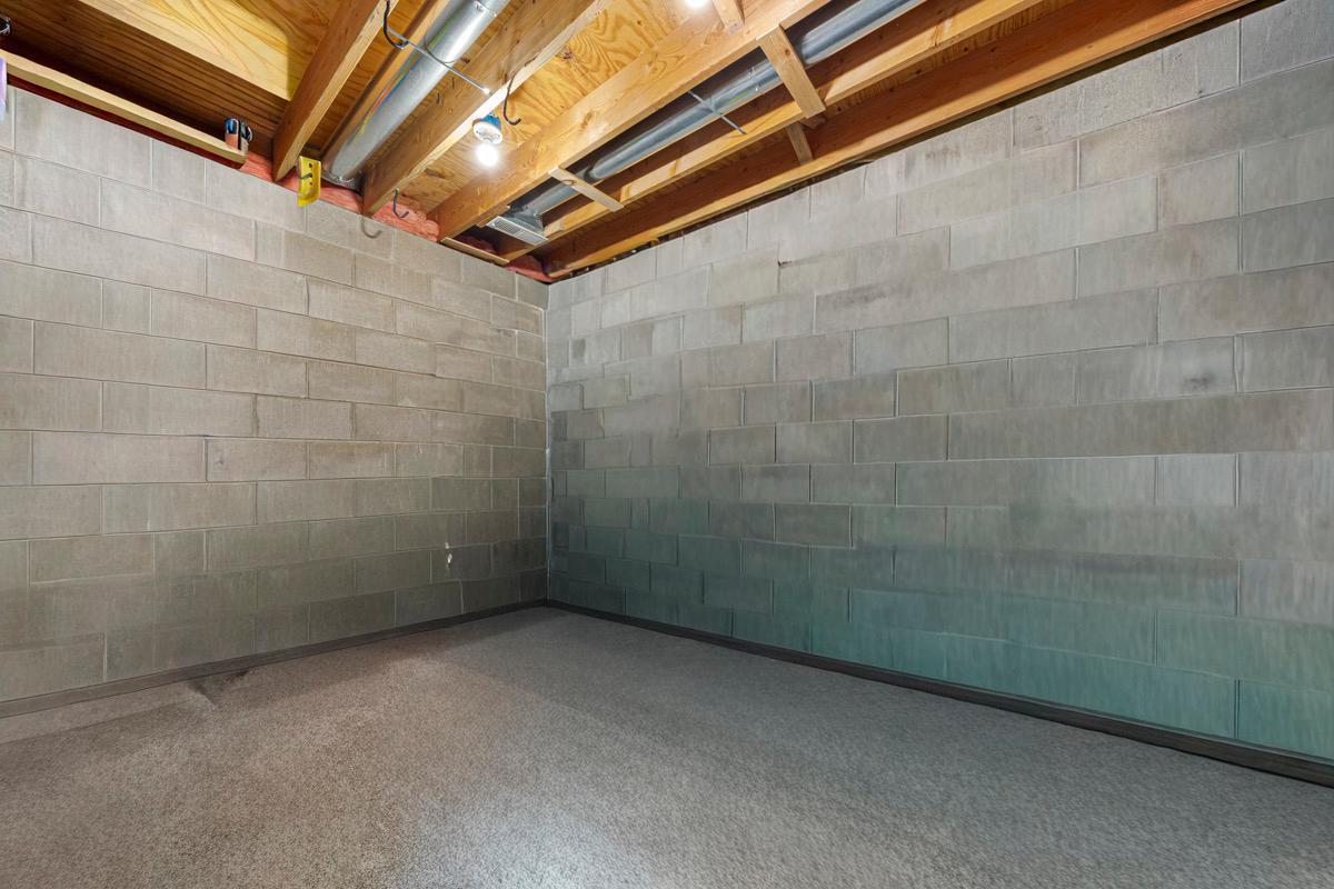 1404 Lockwood Drive