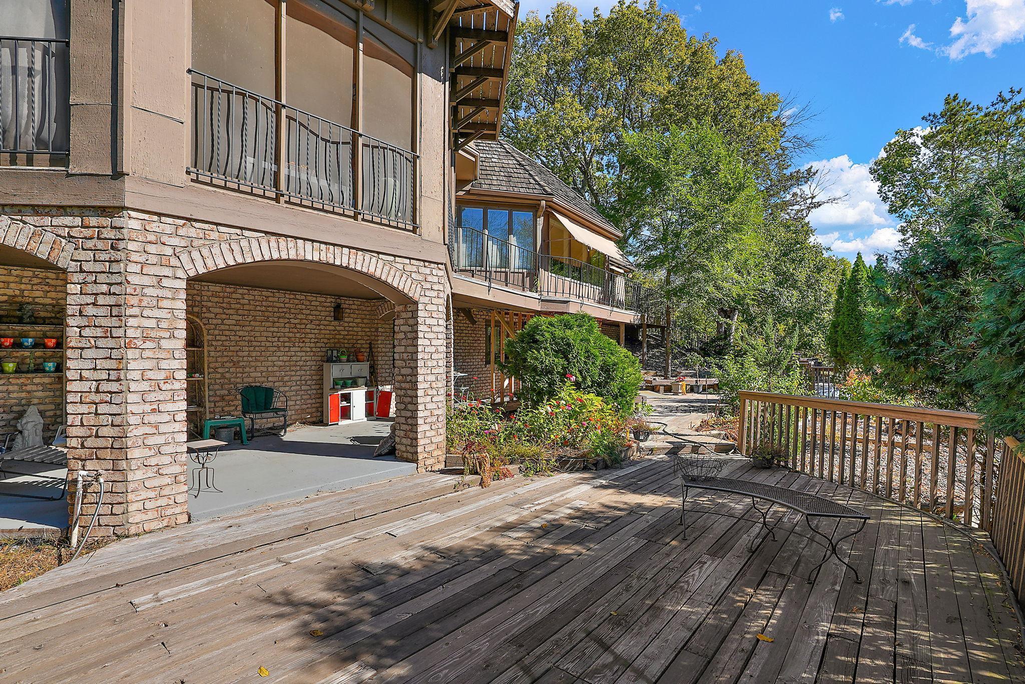 10901 Riverview Road