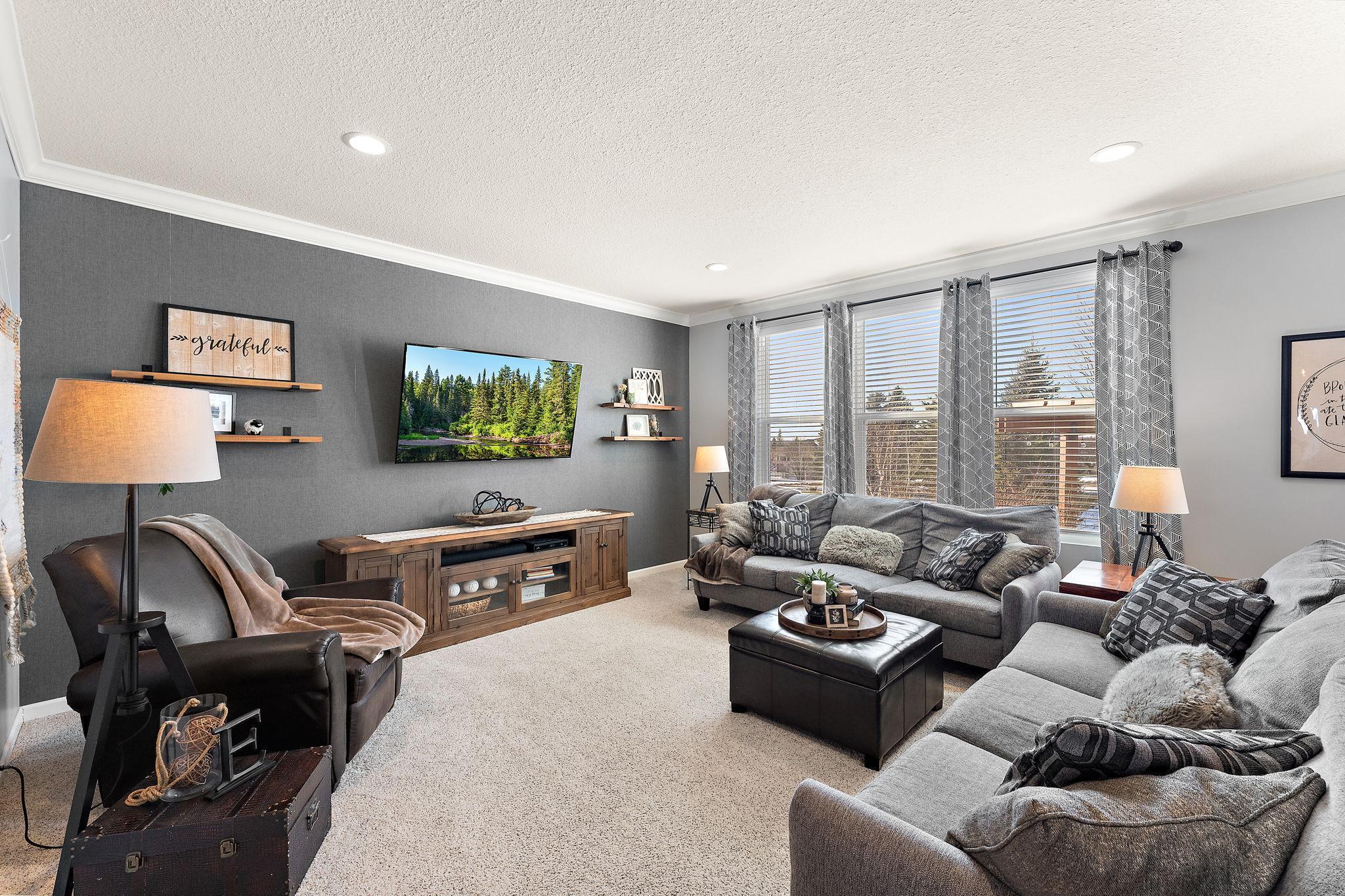 20511 Gunnison Drive