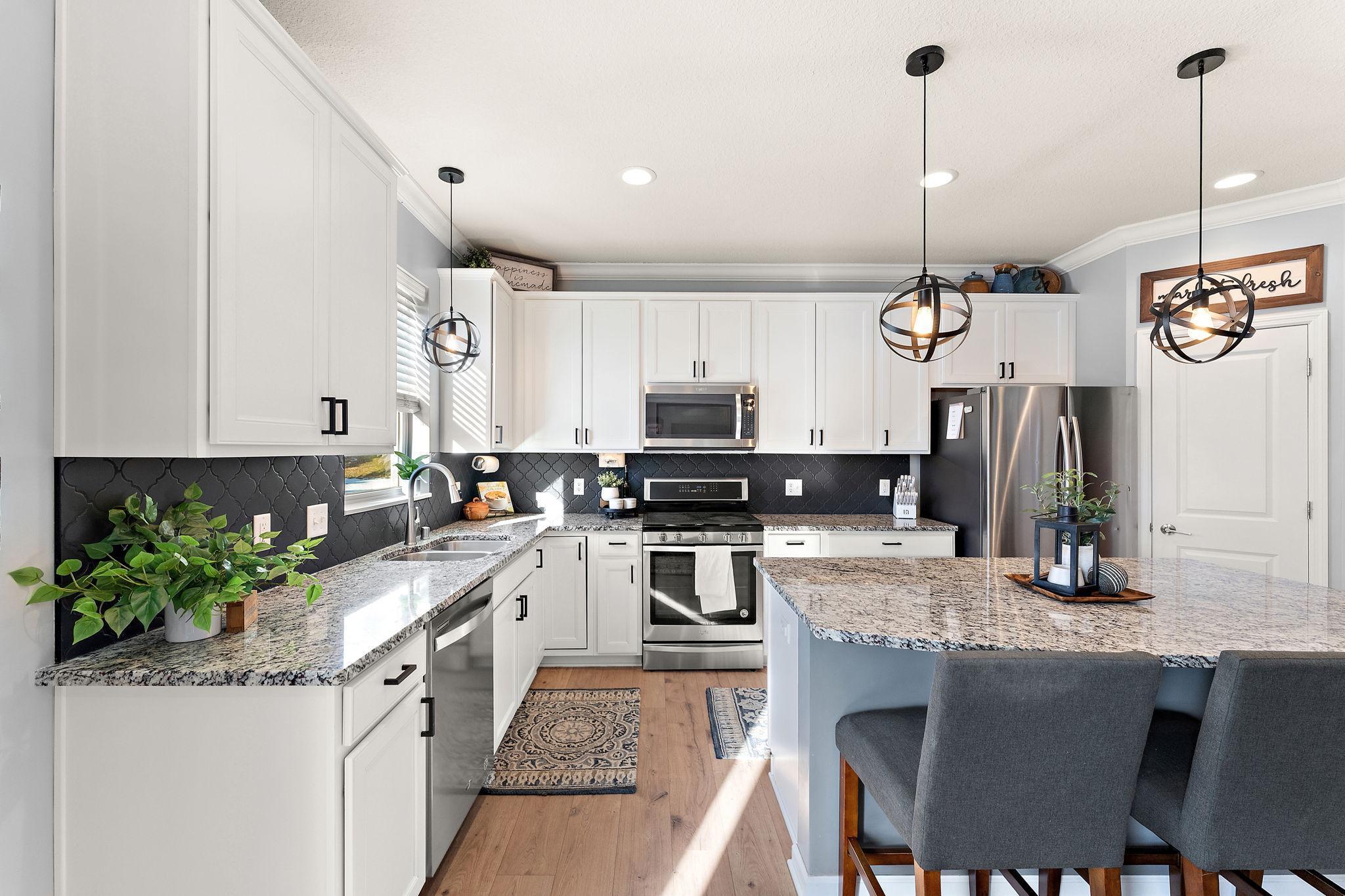 20511 Gunnison Drive