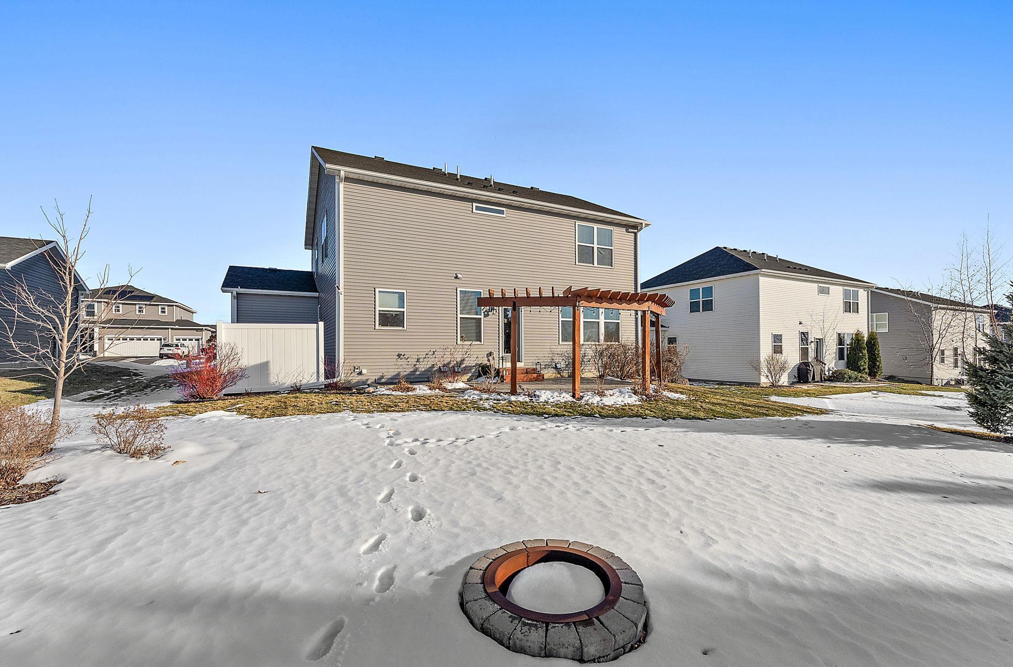 20511 Gunnison Drive