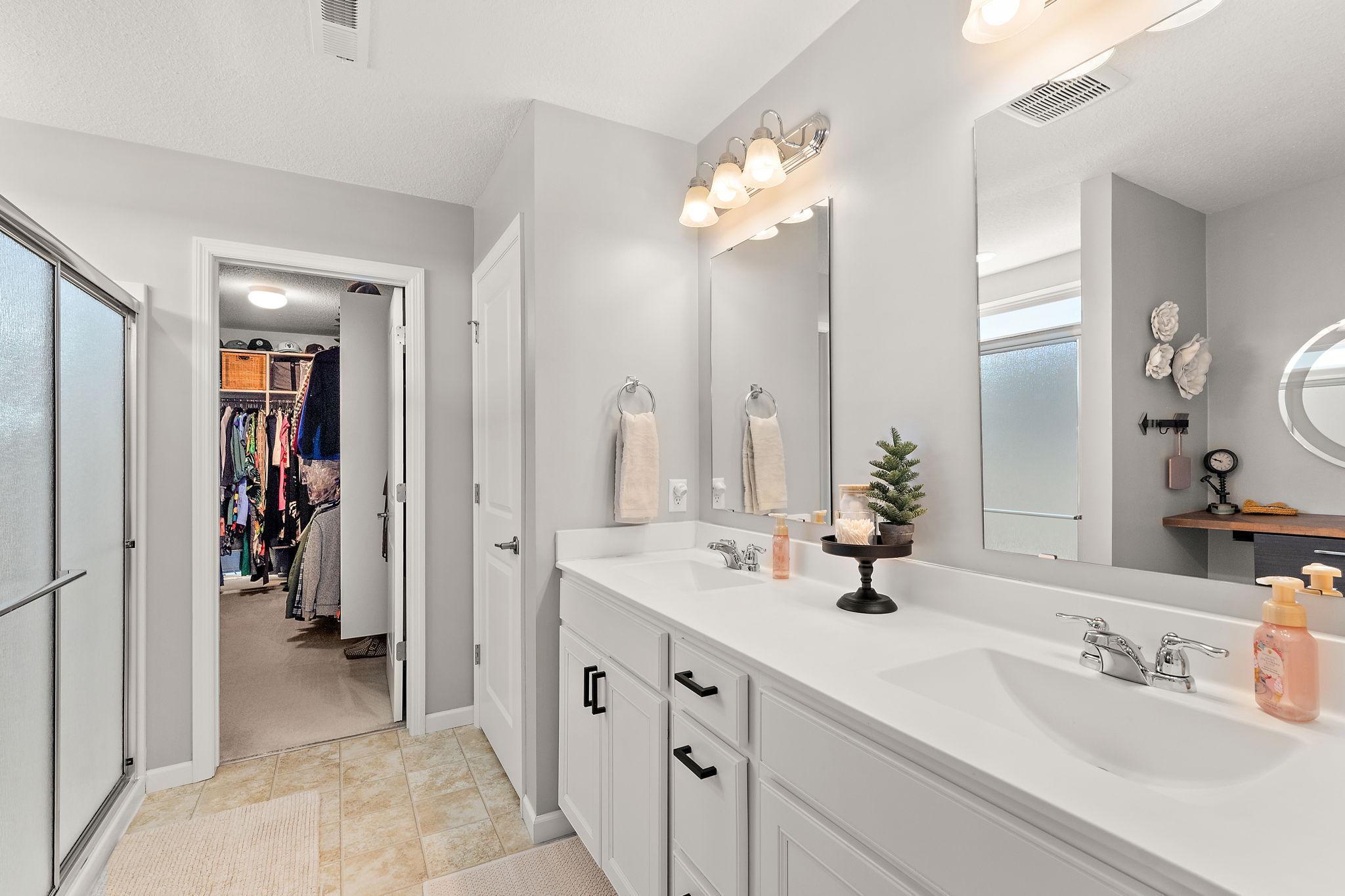 20511 Gunnison Drive