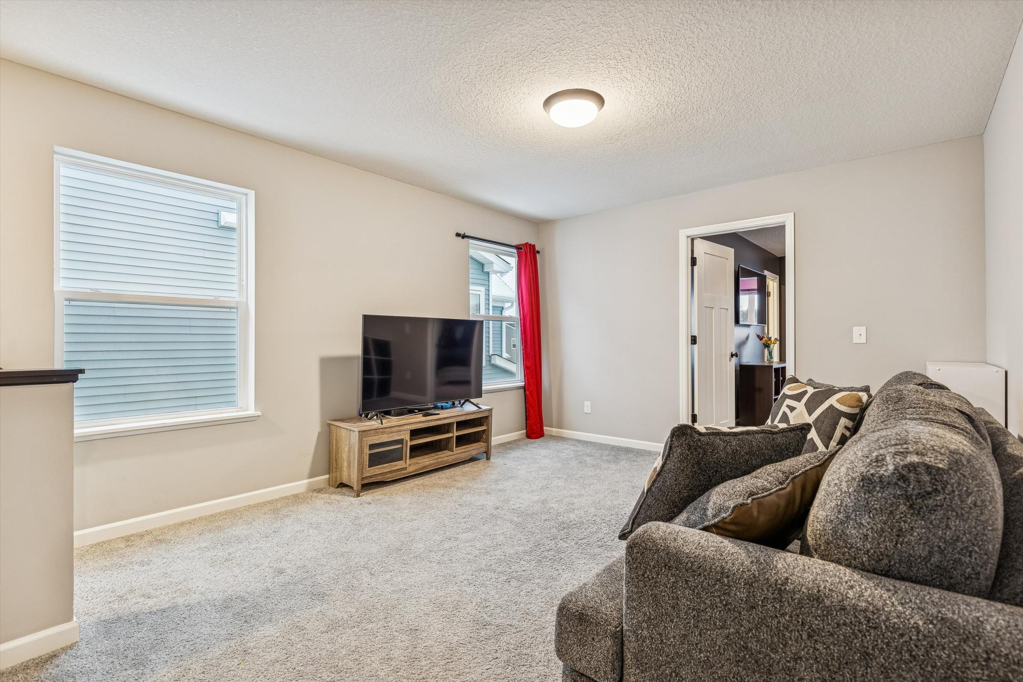 19343 Crystal Terrace