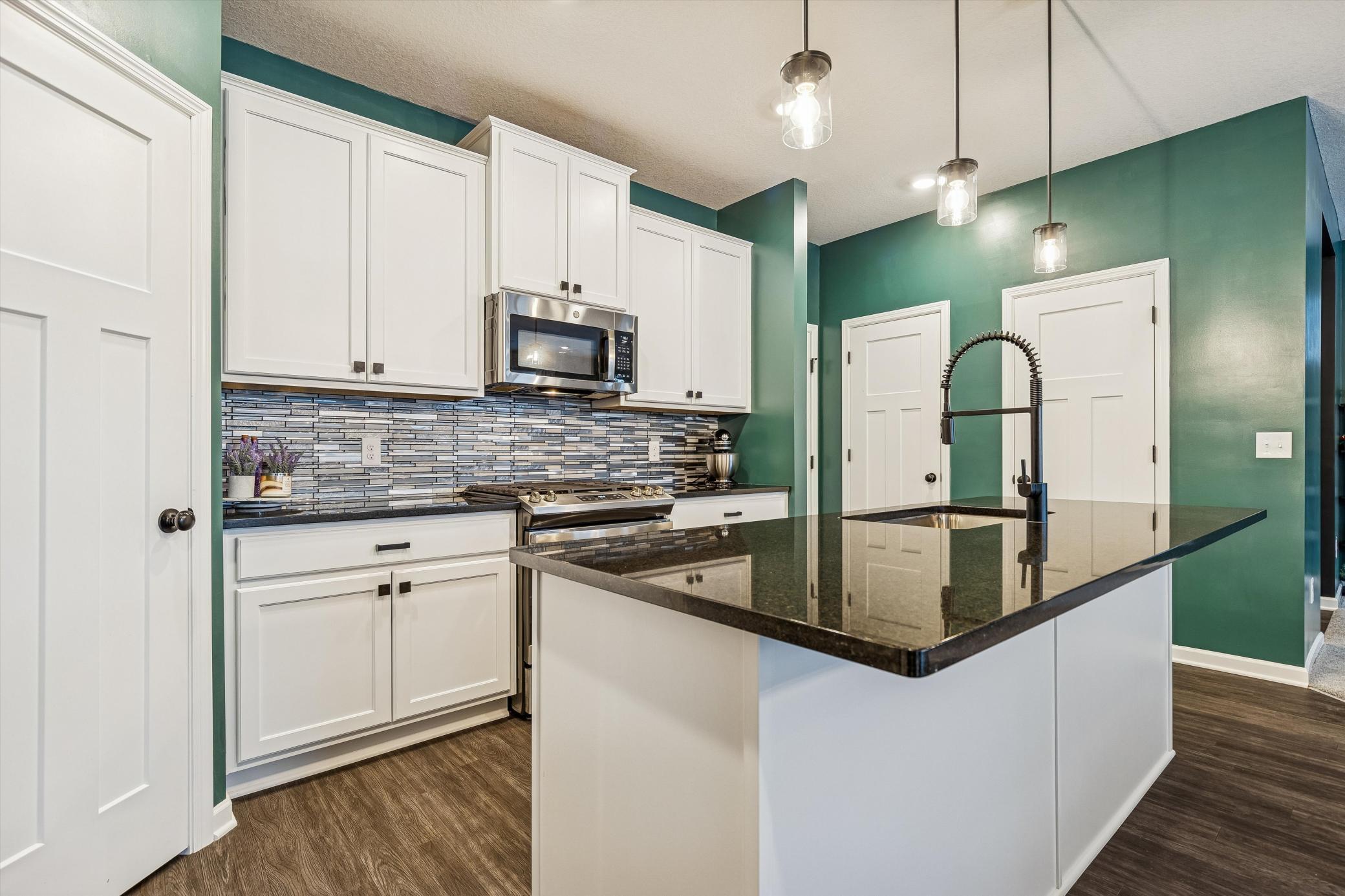 19343 Crystal Terrace