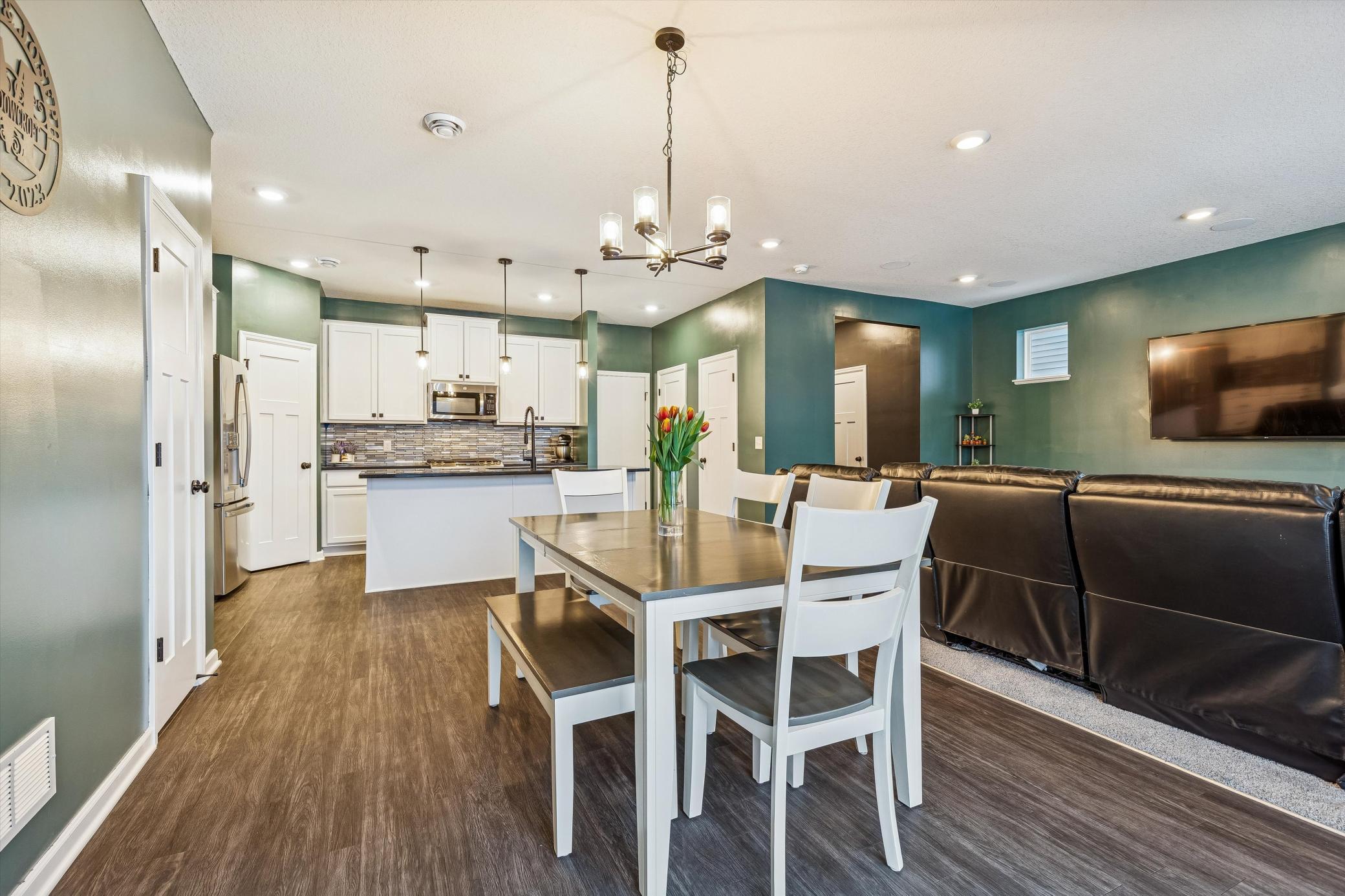 19343 Crystal Terrace